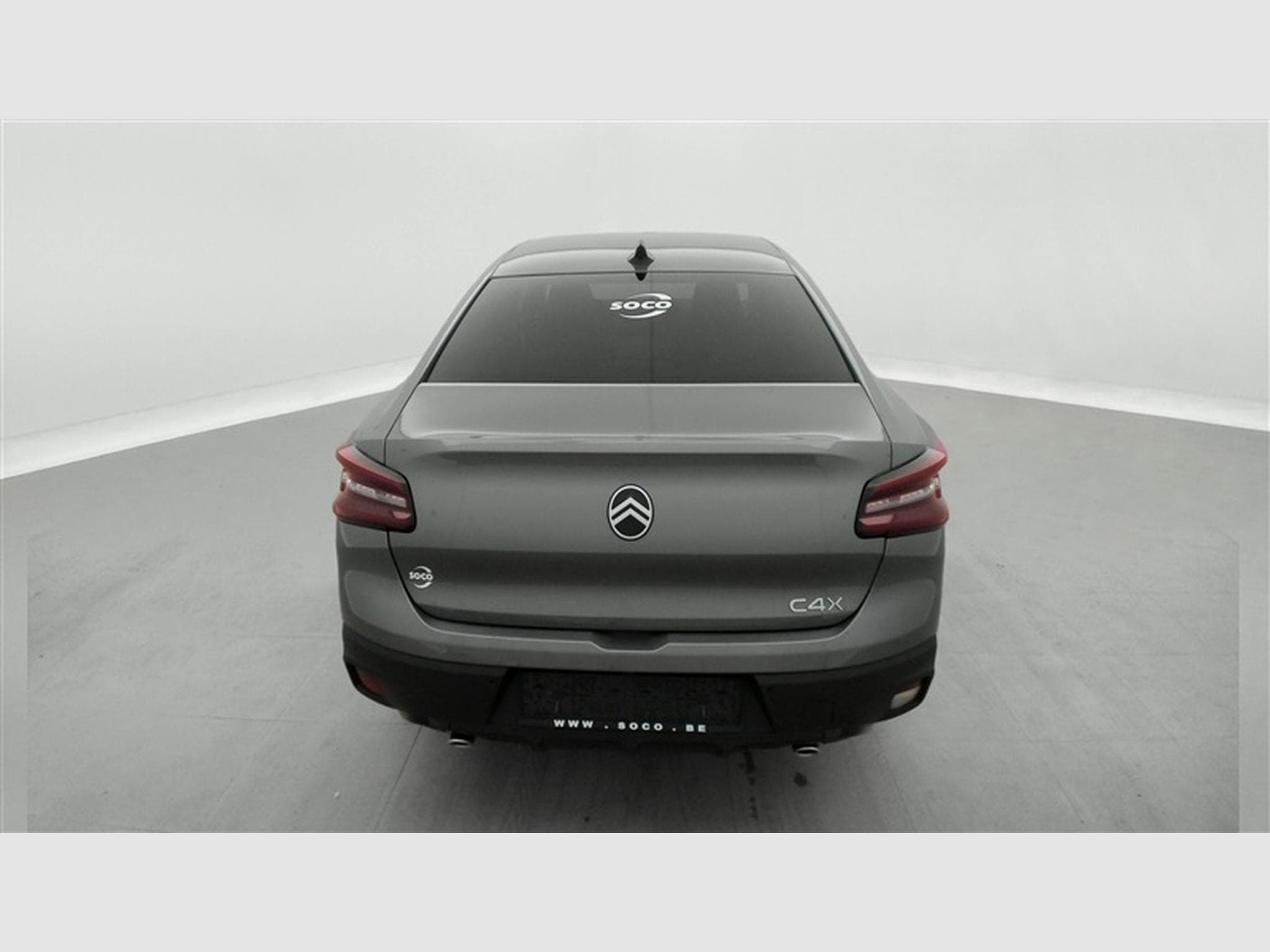 Citroën C4 X 1.2 Hybrid 145cv EAT8 Max (2025) - Photo 5