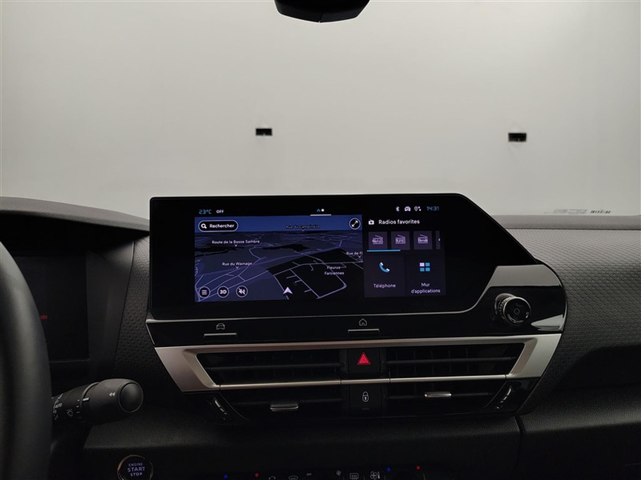Citroën C4 X 1.2 Hybrid 145cv EAT8 Max (2025) - Photo 11