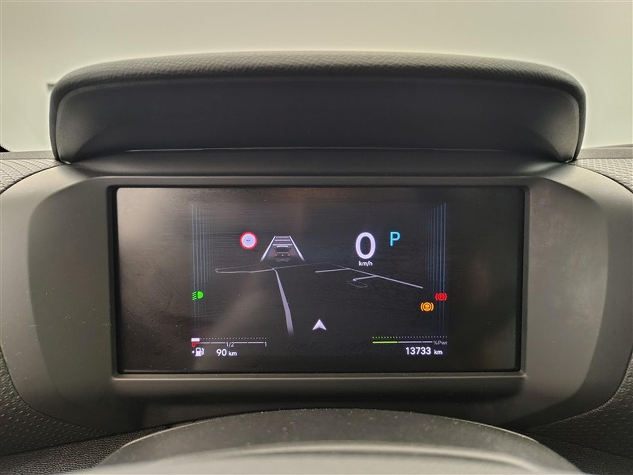 Citroën C4 X 1.2 Hybrid 145cv EAT8 Max (2025) - Photo 10