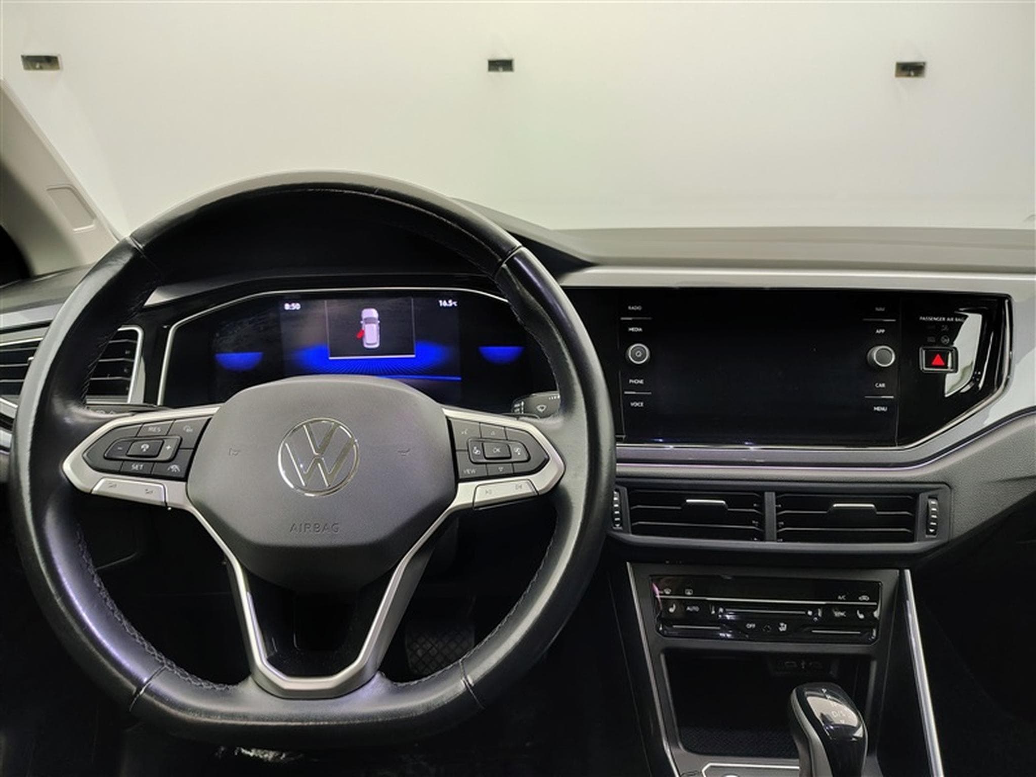 VW Taigo 1.0 TSI 110cv DSG Style CARPLAY / FULL LED / CUIR PARTIEL (2022) - Photo 8