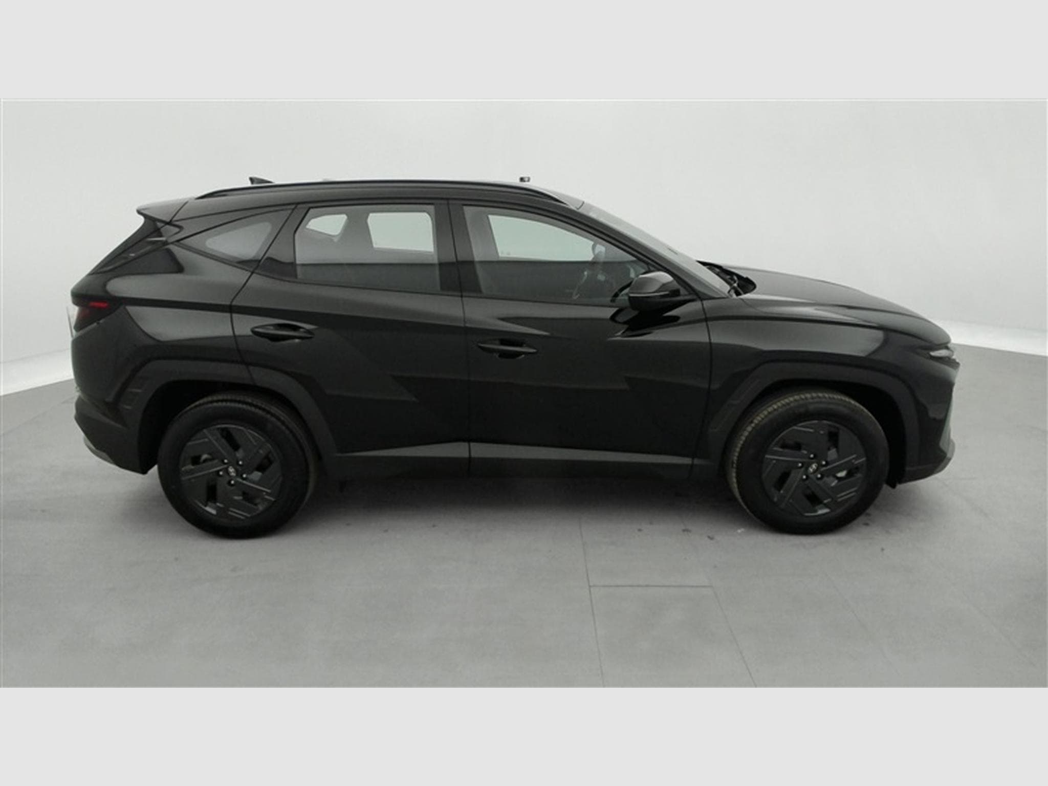 Hyundai Tucson 1.6 T-GDi 150cv DCT Black Edition NAVI / FULL LED / CAMERA (2026) - Photo 24