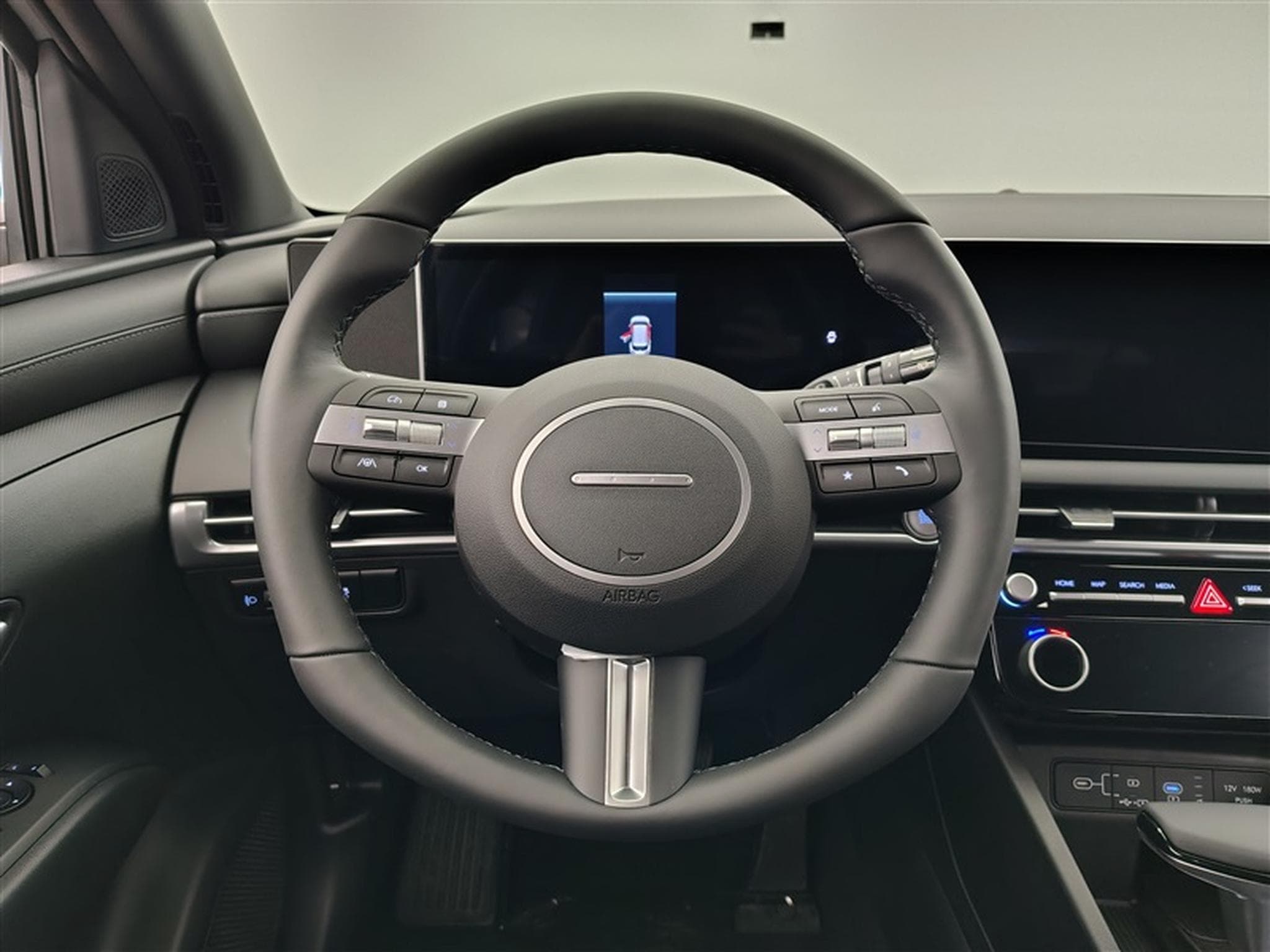 Hyundai Tucson 1.6 T-GDi 150cv DCT Black Edition NAVI / FULL LED / CAMERA (2026) - Photo 9