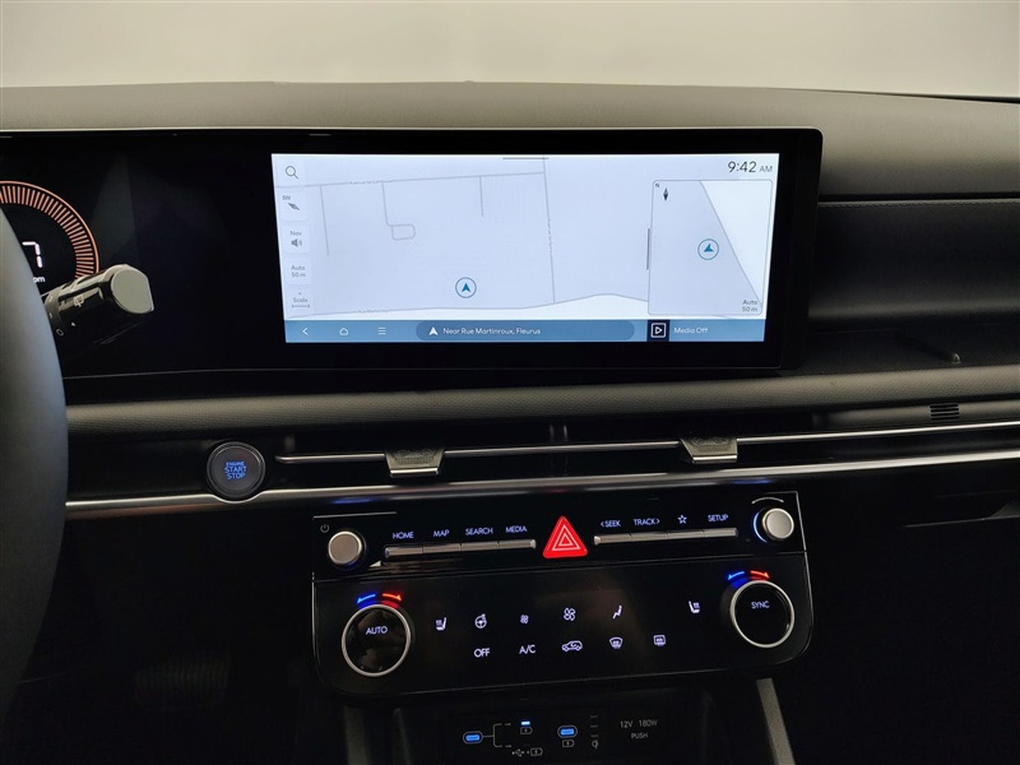 Hyundai Tucson 1.6 T-GDi 150cv DCT Black Edition NAVI / FULL LED / CAMERA (2026) - Photo 11