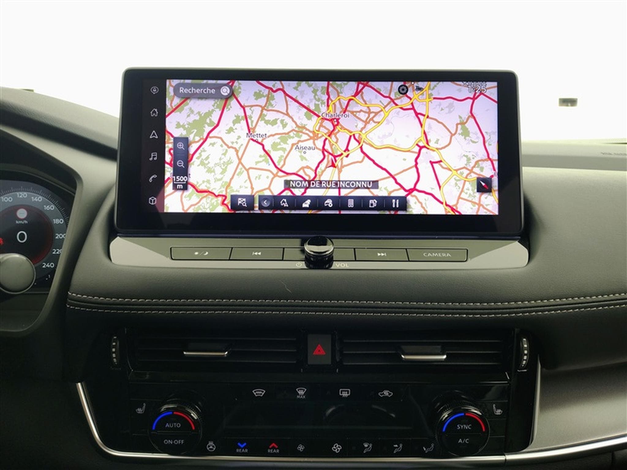 Nissan X-Trail 1.5 DIG-T 2WD X-Tronic N-Connecta NAVI / FULL LED / CAMERA (2026) - Photo 11