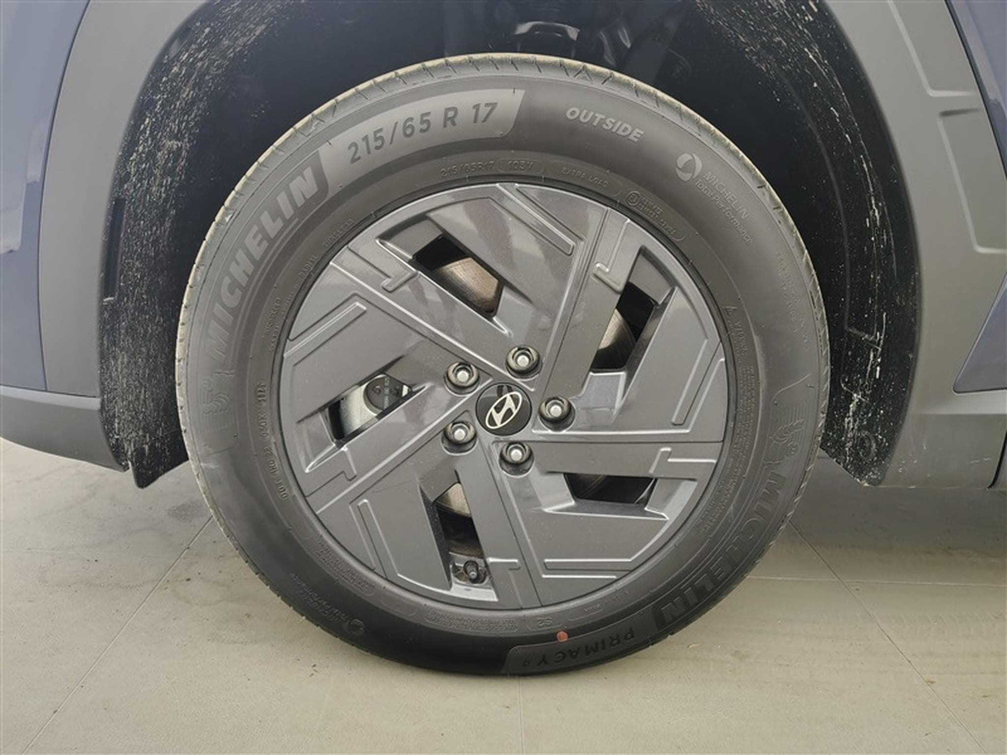 Hyundai Tucson 1.6 T-GDi 150cv DCT Black Edition NAVI / FULL LED / CAMERA (2026) - Photo 6