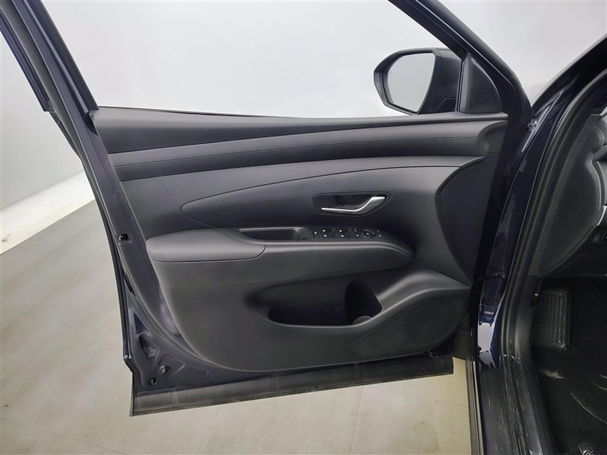 Hyundai Tucson 1.6 T-GDi 150cv DCT Black Edition NAVI / FULL LED / CAMERA (2026) - Photo 17