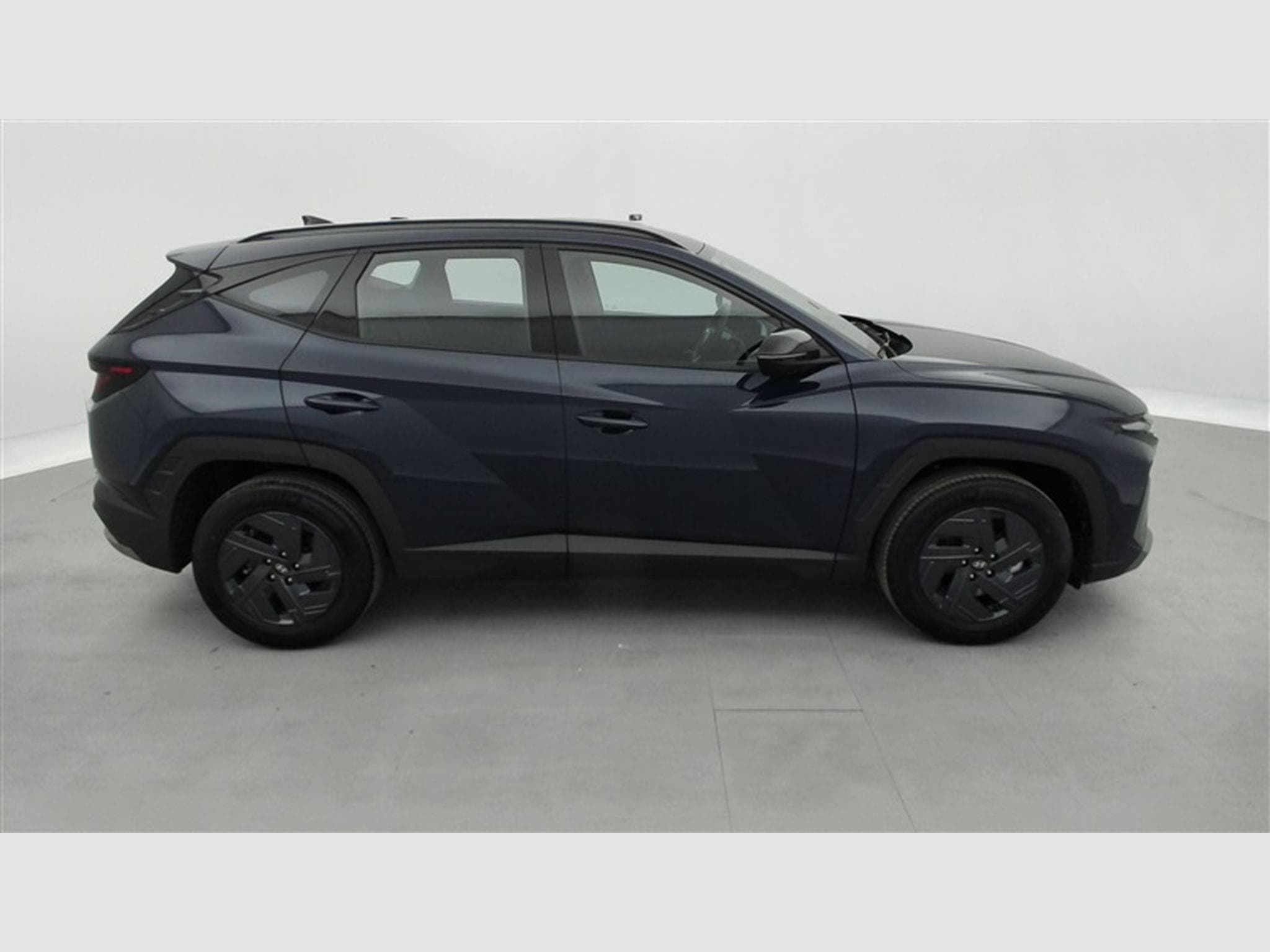 Hyundai Tucson 1.6 T-GDi 150cv DCT Black Edition NAVI / FULL LED / CAMERA (2026) - Photo 24