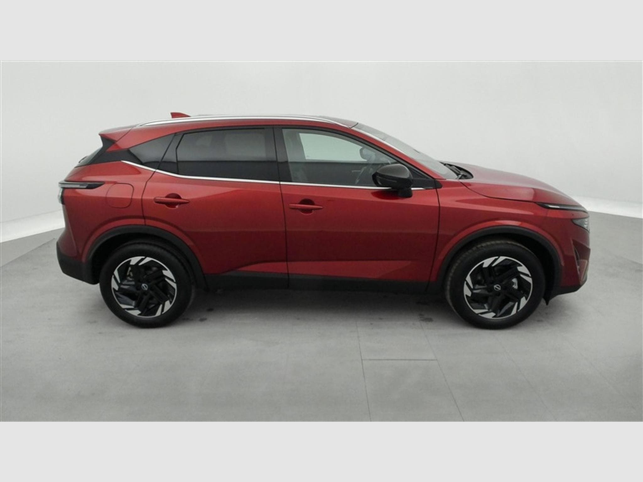 Nissan Qashqai 1.3 DIG-T MHEV X-Tronic N-Connecta CARPLAY / FULL LED / CAM (2026) - Photo 24