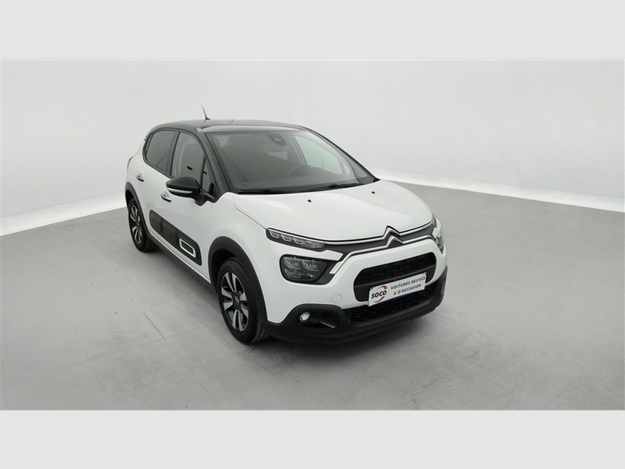 Citroën C3 1.2i PureTech Shine CARPLAY / FULL LED / JA 16" (2023) - Photo 21