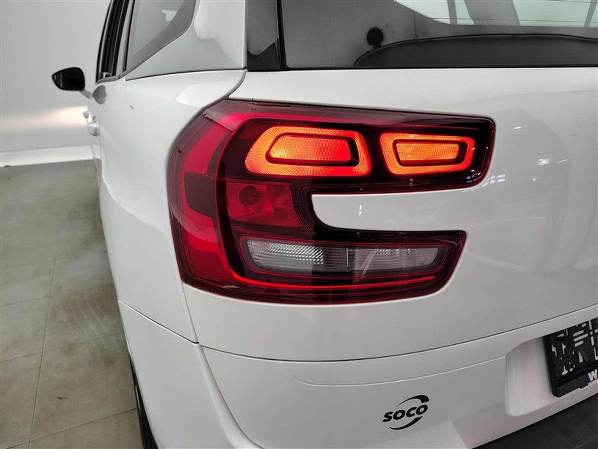 Citroen Grand C4 SpaceTourer 1.2 PureTech 130cv Feel 7pl. NAVI / PDC AR / JA 16" (2020) - Photo 16