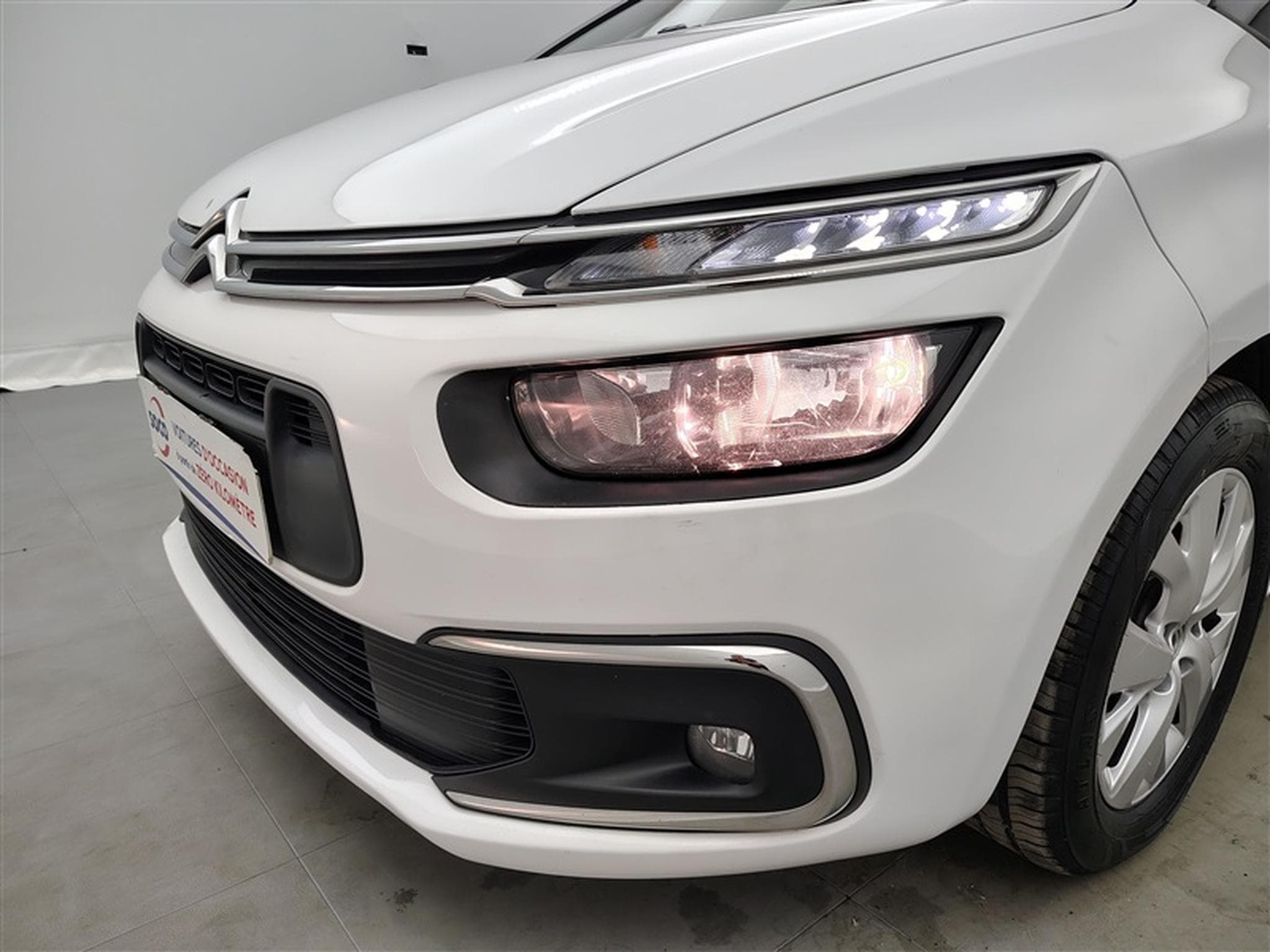 Citroen Grand C4 SpaceTourer 1.2 PureTech 130cv Feel 7pl. NAVI / PDC AR / JA 16" (2020) - Photo 15