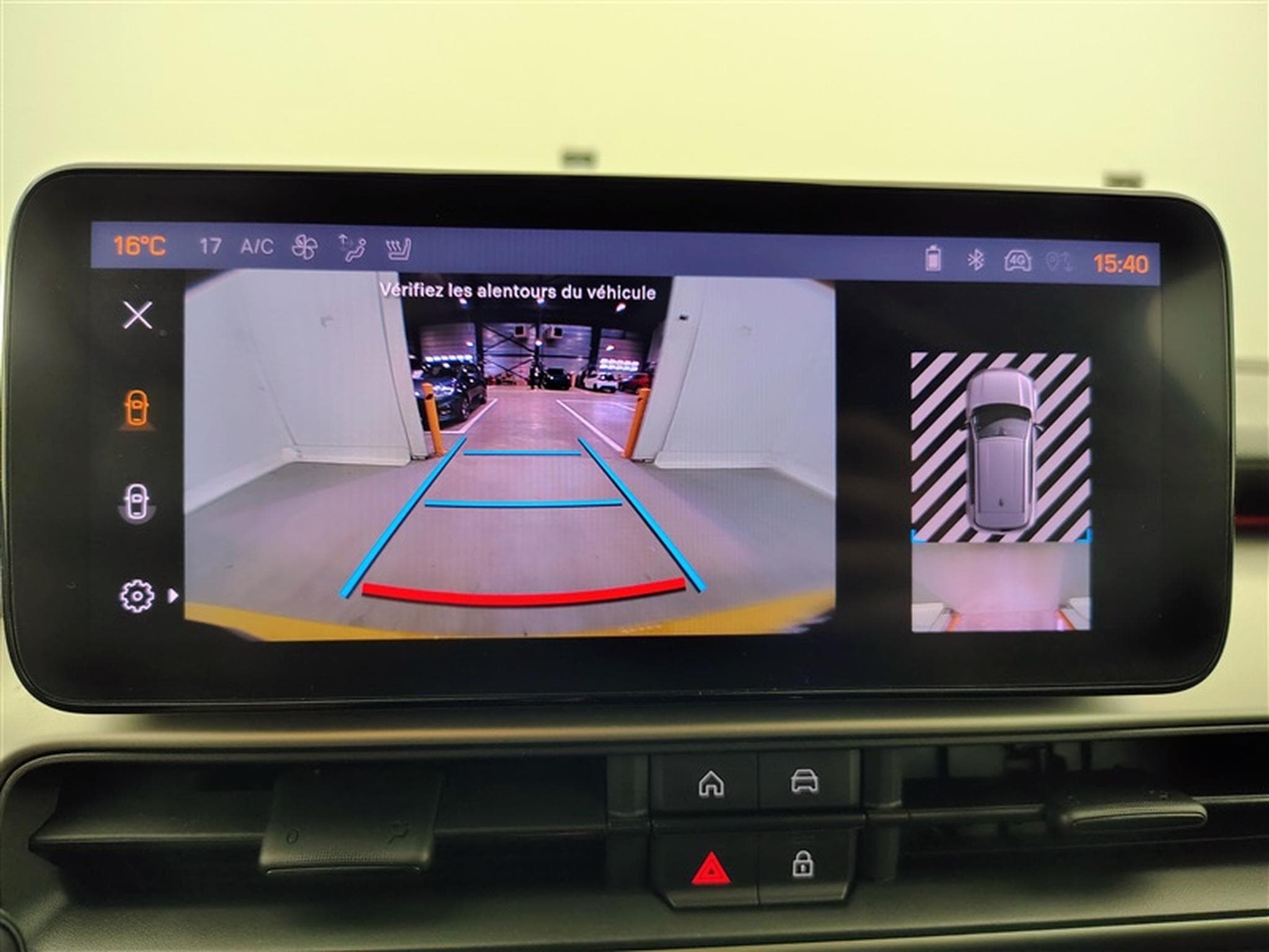 Jeep Avenger 1.2 Turbo 100cv Altitude NAVI / FULL LED / CAMERA / JA 18" (2023) - Photo 18