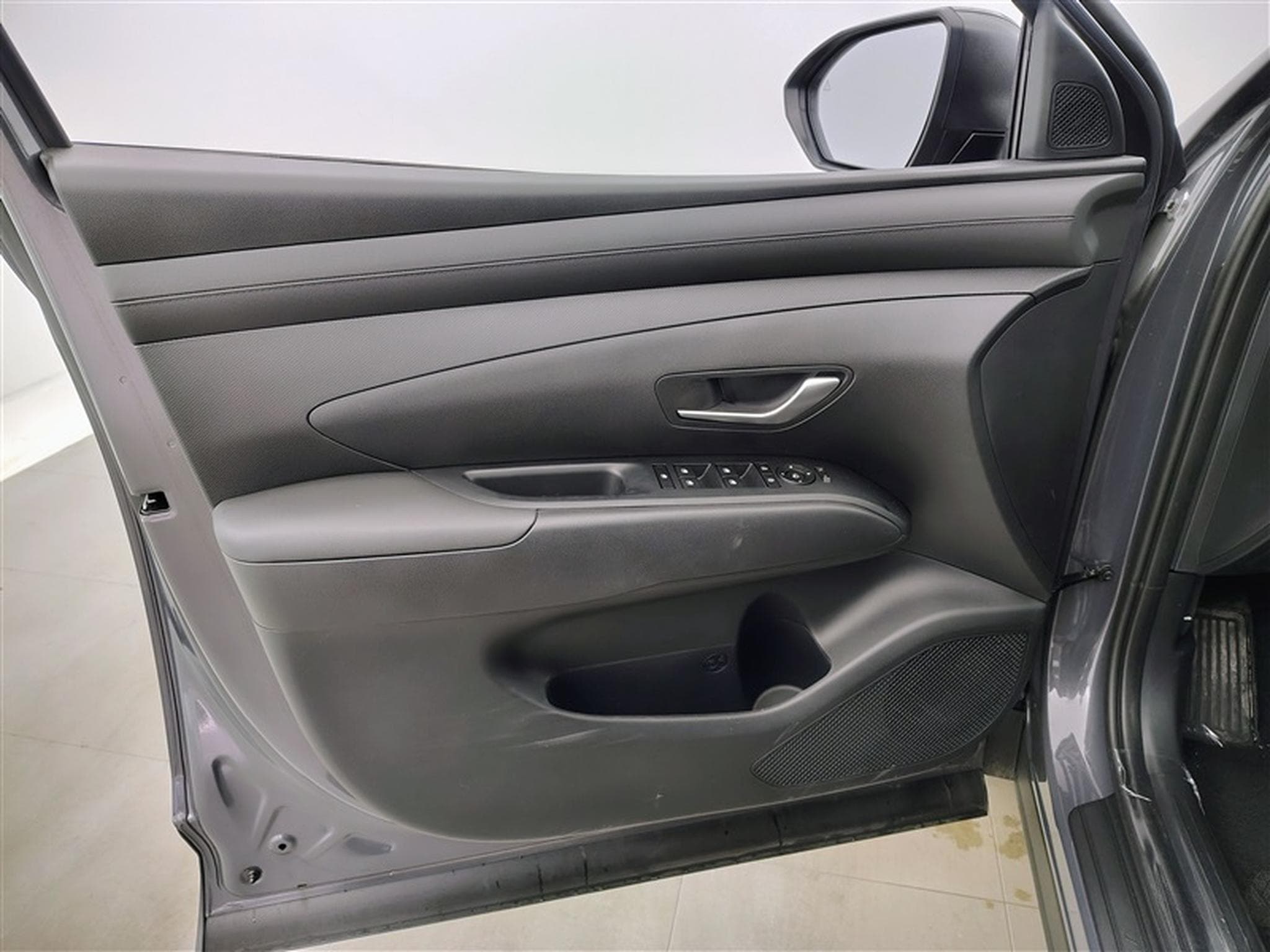 Hyundai Tucson 1.6 T-GDi 150cv DCT Black Edition NAVI / FULL LED / CAMERA (2026) - Photo 16