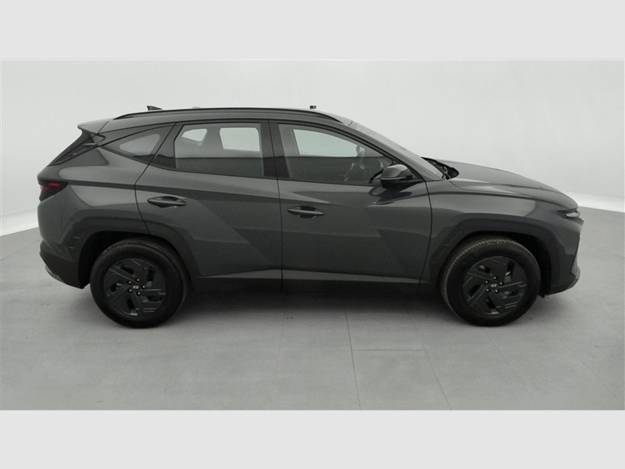 Hyundai Tucson 1.6 T-GDi 150cv DCT Black Edition NAVI / FULL LED / CAMERA (2026) - Photo 24