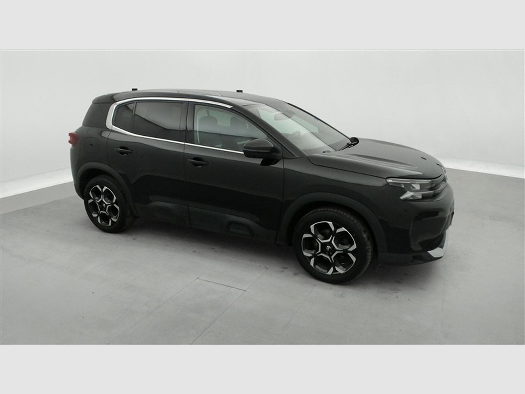 Citroen C5 Aircross 1.2 PureTech Plus S&S (EU6.4) (2024) - Photo 23