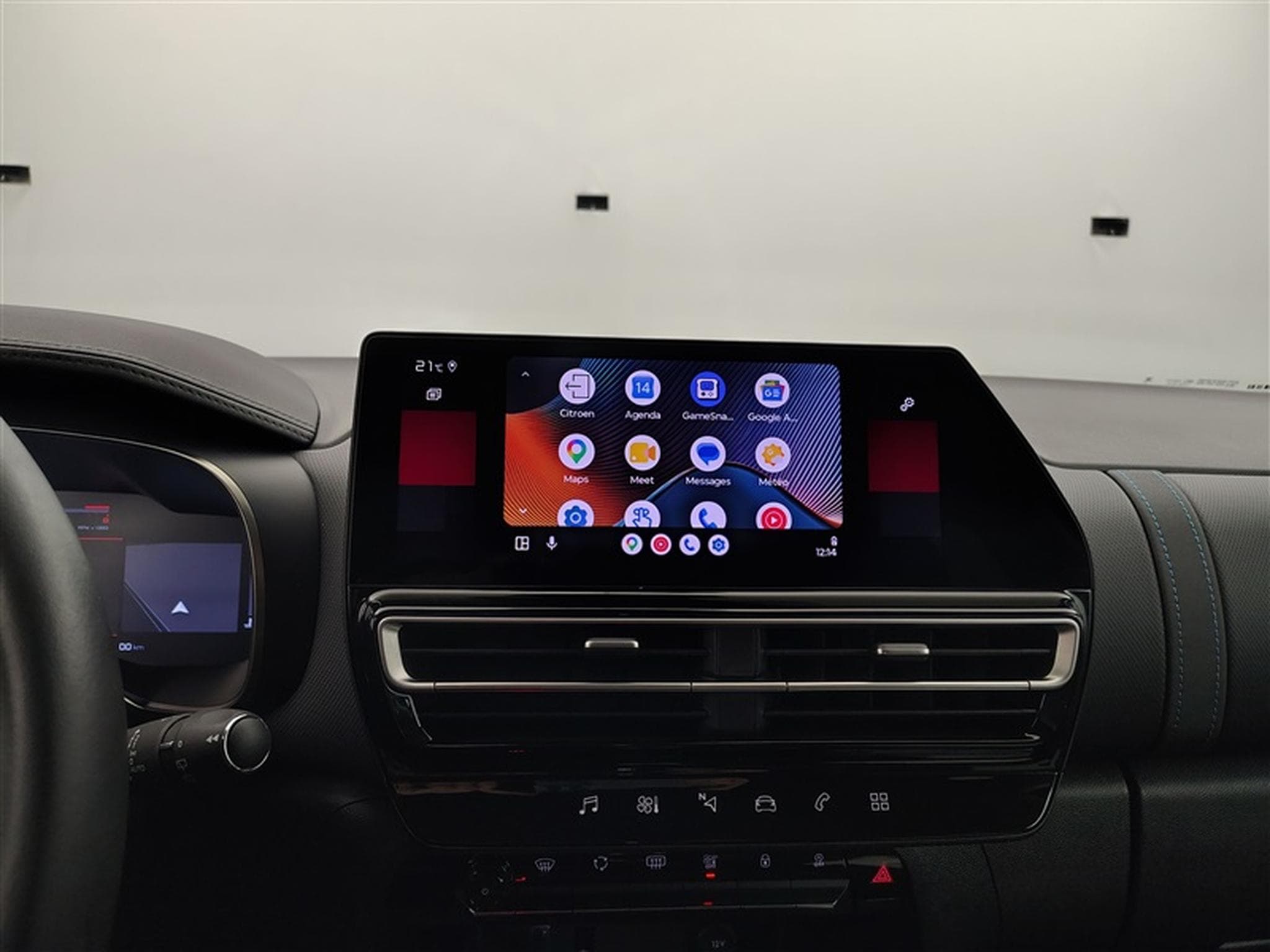 Citroen C5 Aircross 1.2 PureTech Plus S&S (EU6.4) (2024) - Photo 20