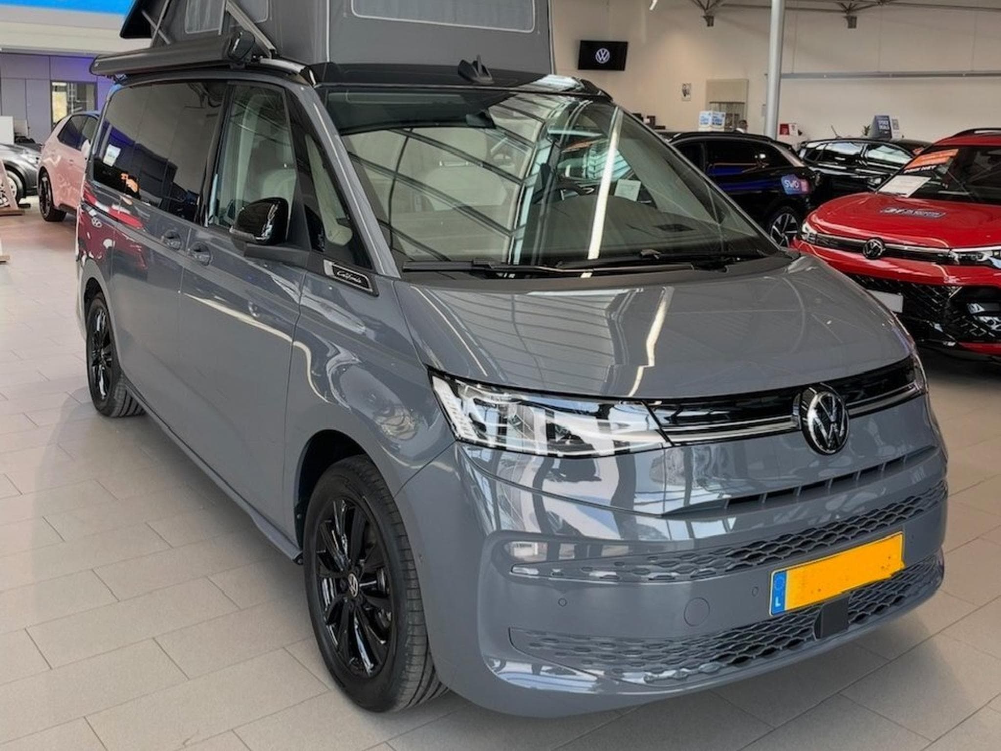 VW T7 California (2024) - Photo 1