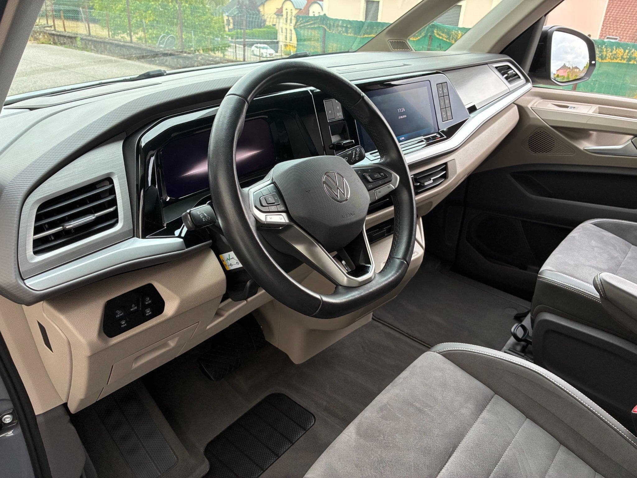 VW T7 California (2024) - Photo 3