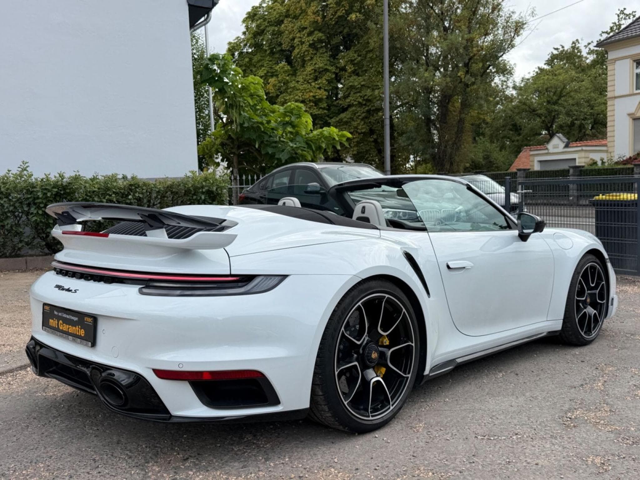 Porsche 911 Turbo S Cabriolet (2022) - Photo 6