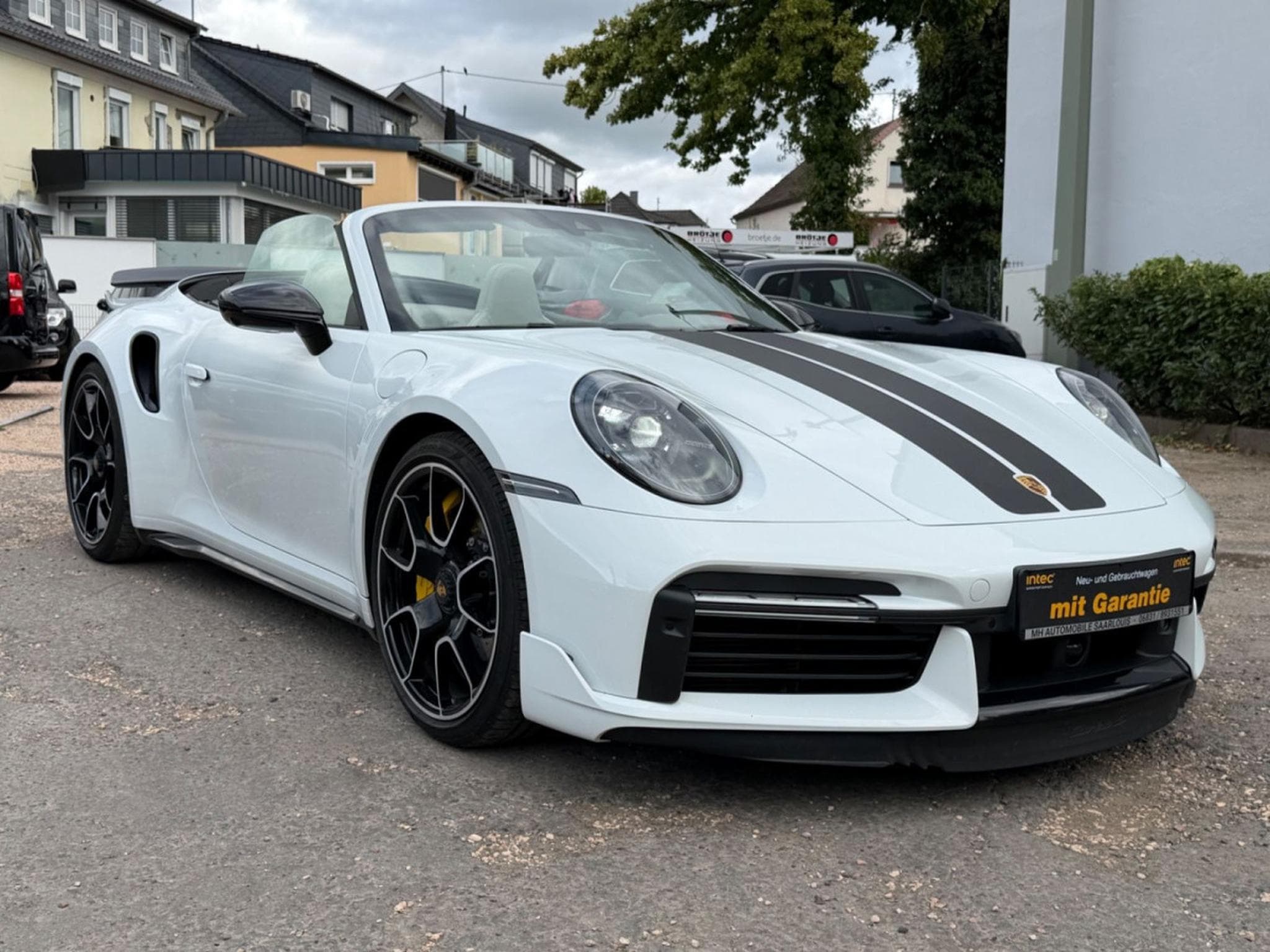 Porsche 911 Turbo S Cabriolet (2022) - Photo 8