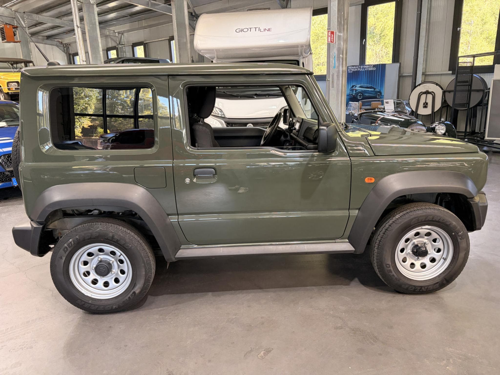 Suzuki Jimny 1.5 Allgrip 102HP (2023) - Photo 2