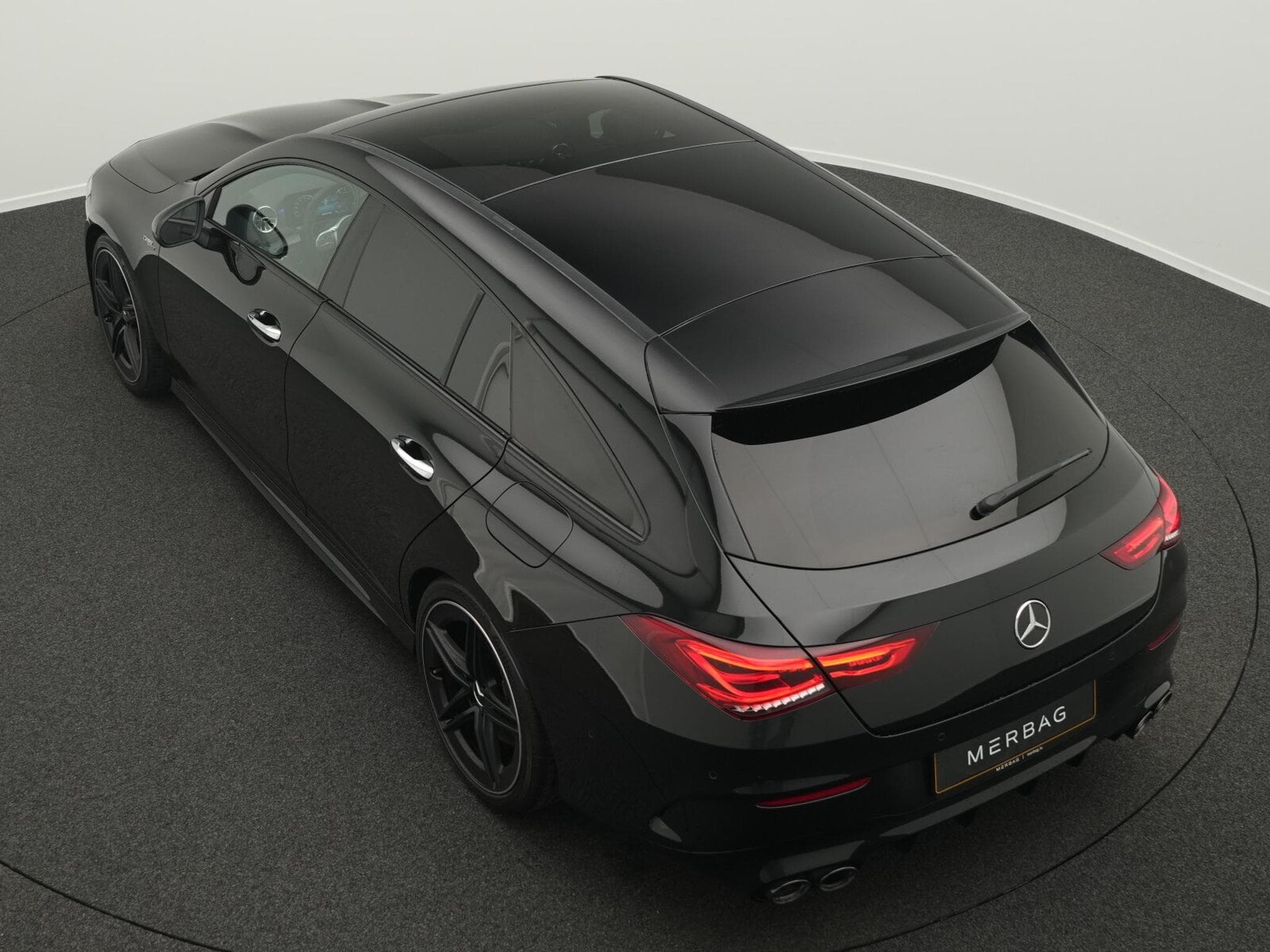 Mercedes CLA 45 AMG 4MATIC+ (1970) - Photo 13