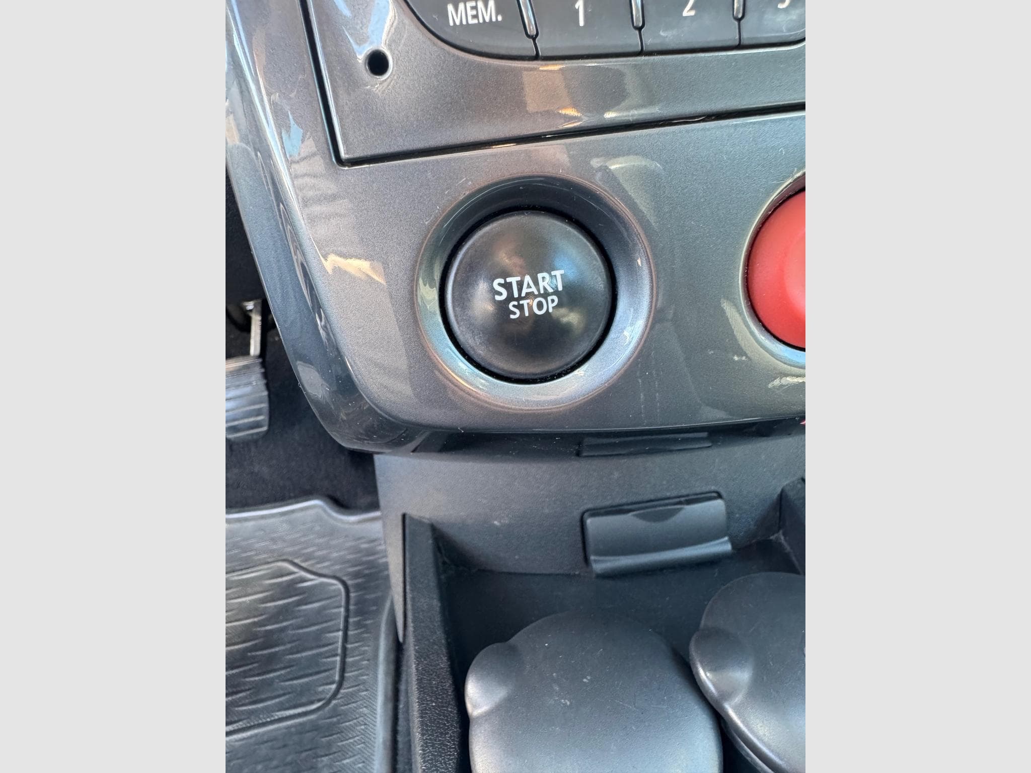 Renault Clio 1.5 cdi (2009) - Photo 6