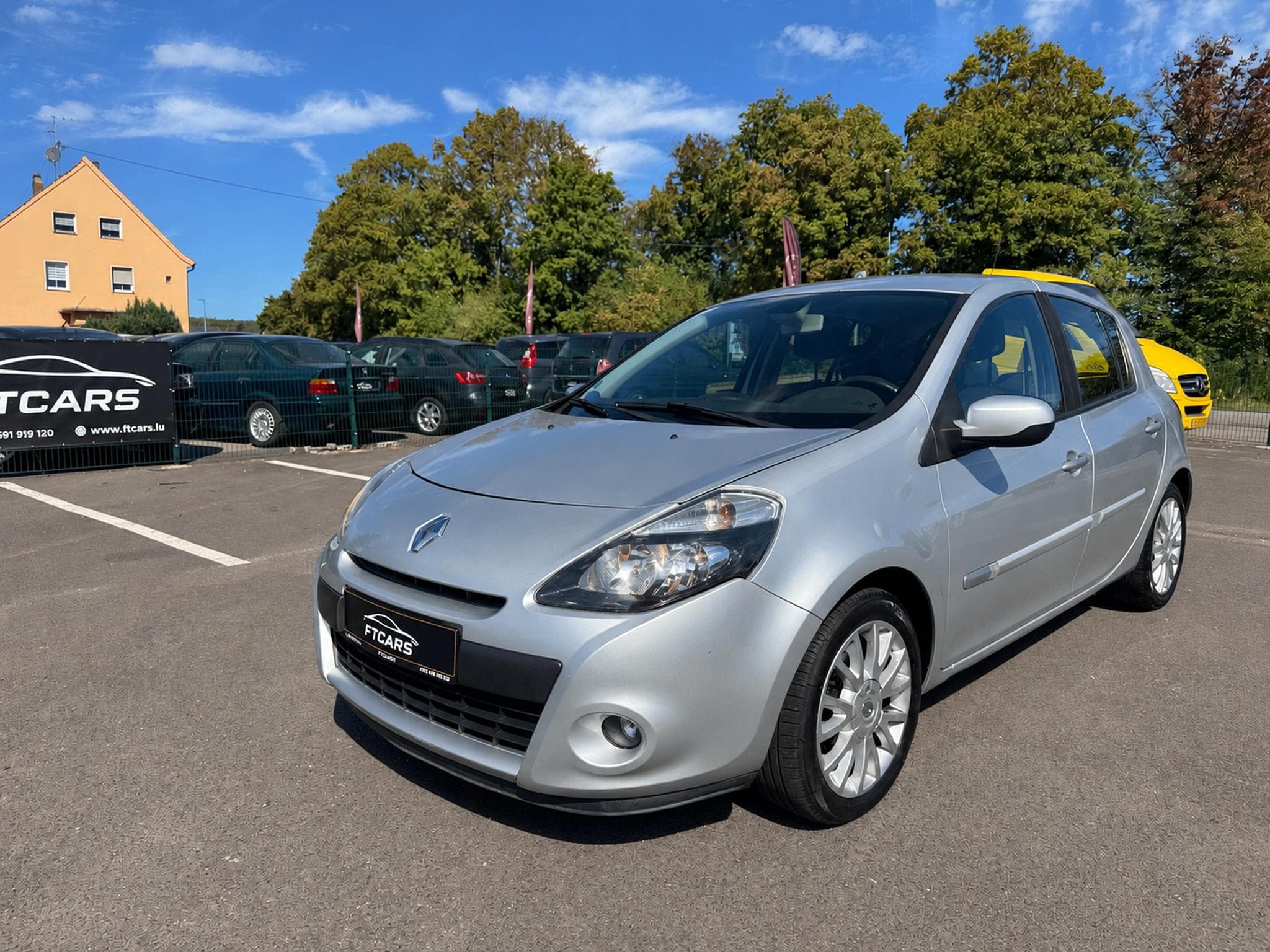 Renault Clio 1.5 cdi (2009) - Photo 1