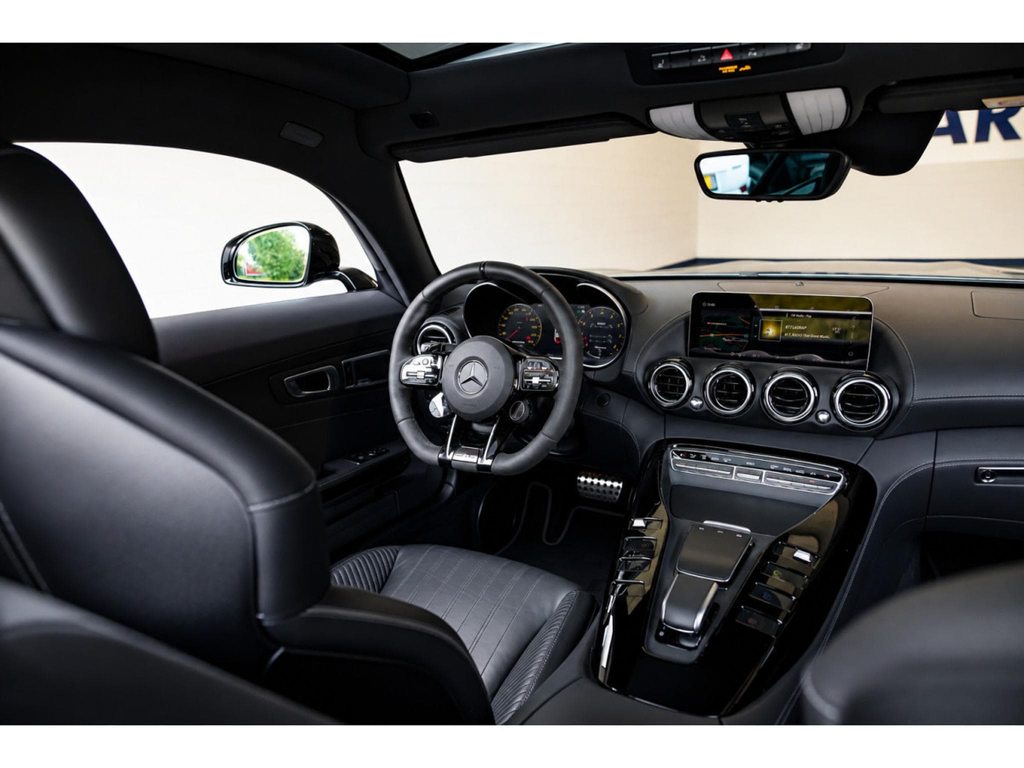 Mercedes GT Coupe -  * Burmester/Pano/LED * VOLL (2019) - Photo 18