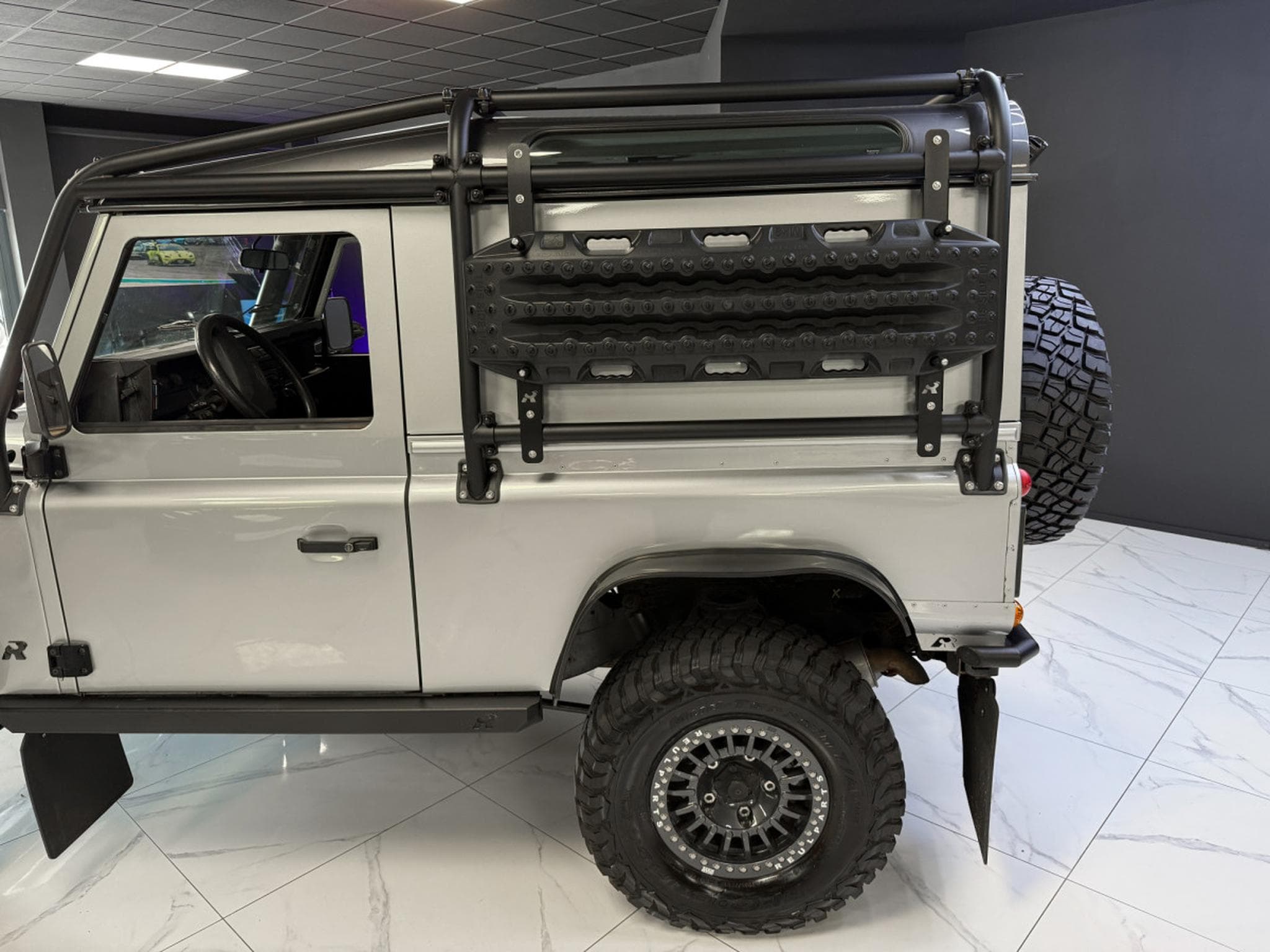 Land-Rover Defender 90 TD5 REUL SPORT PARTS (2006) - Photo 15