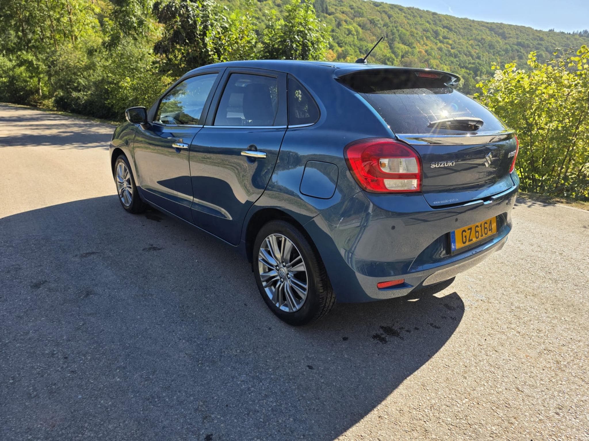 Suzuki Baleno 1.0 BOOSTERJET Comfort (2016) - Photo 4