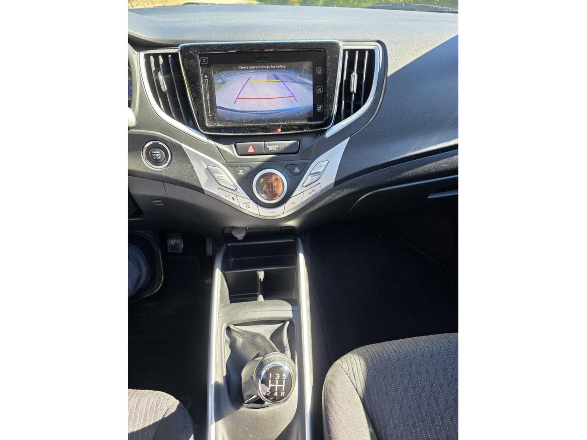 Suzuki Baleno 1.0 BOOSTERJET Comfort (2016) - Photo 6