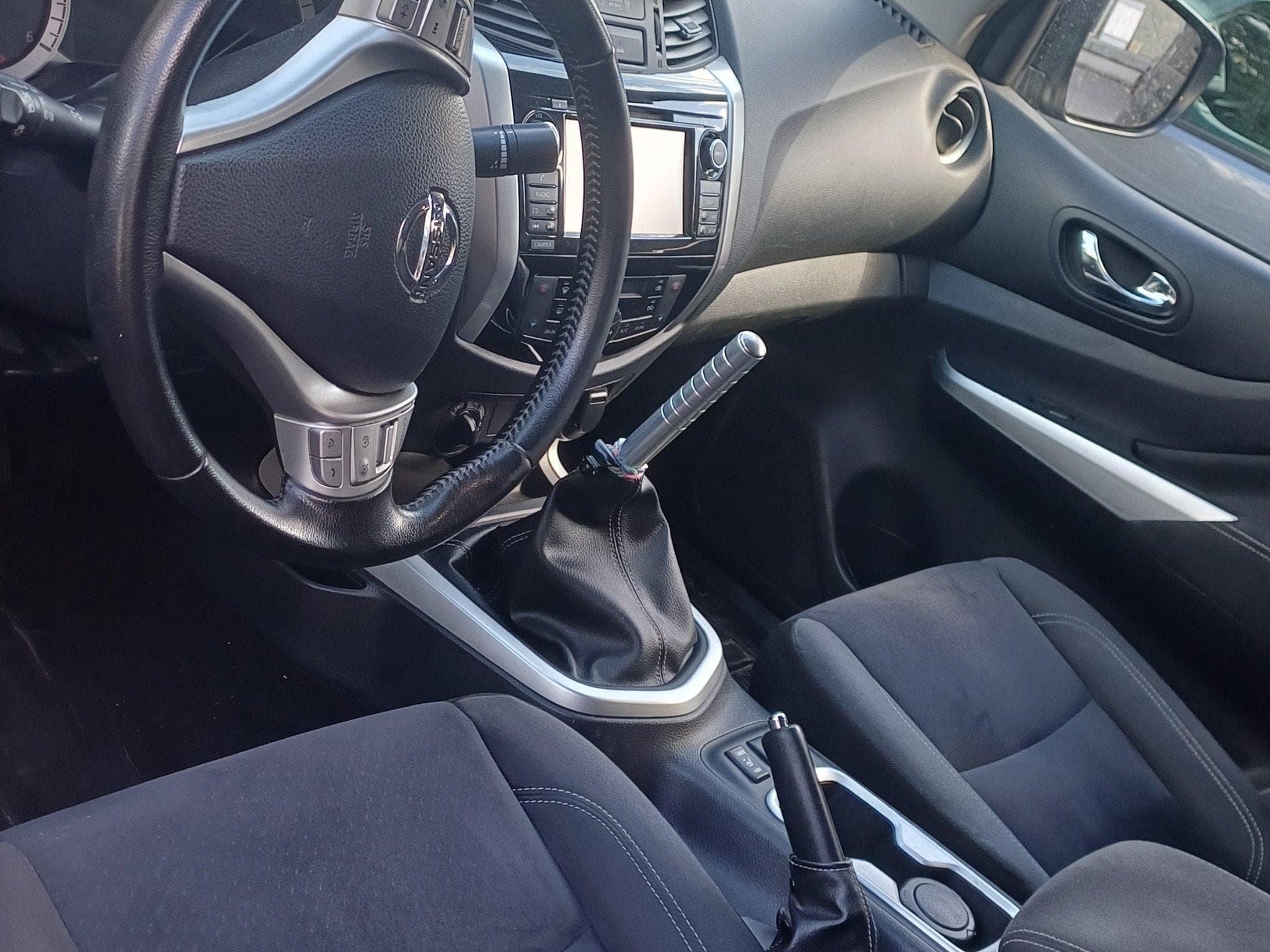 Nissan NP 300 CDB4 (2019) - Photo 1