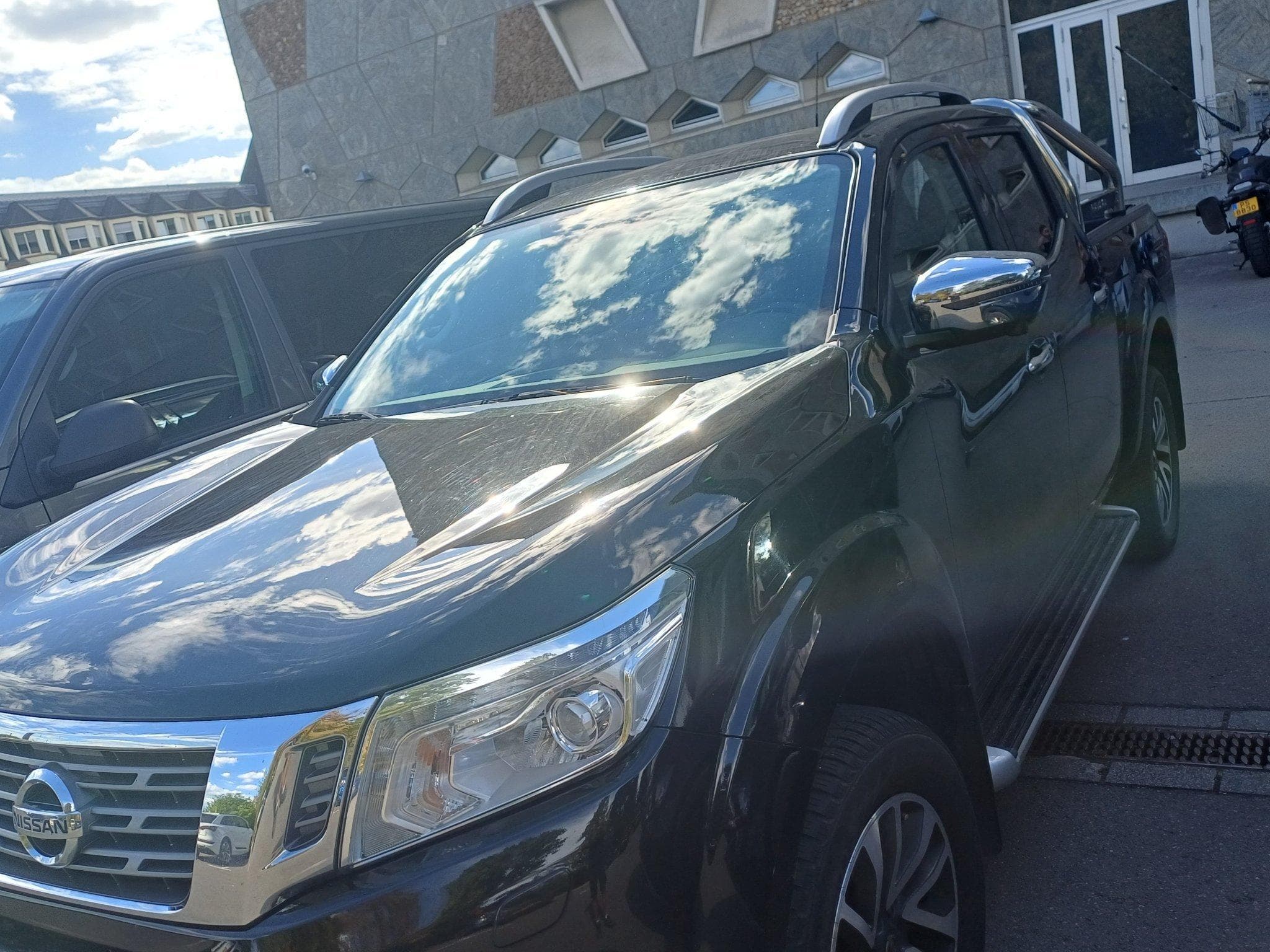 Nissan NP 300 CDB4 (2019) - Photo 2