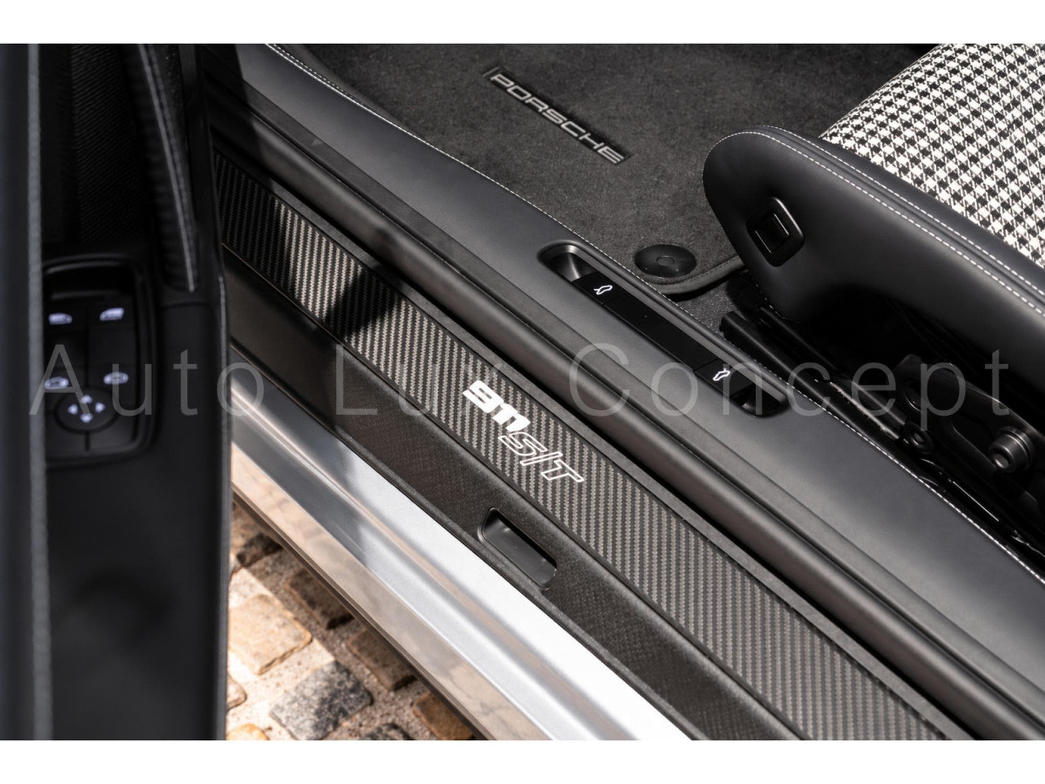 Porsche 911 911 S/T (2024) - Photo 9