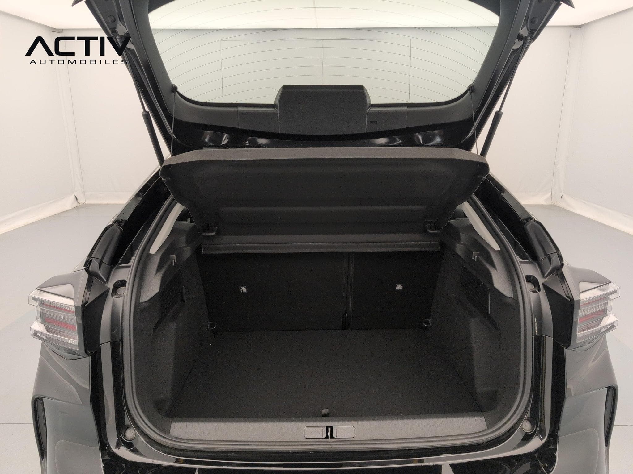 Citroën C4 Hybride 110 ch e-DCS6 You (2025) - Photo 11