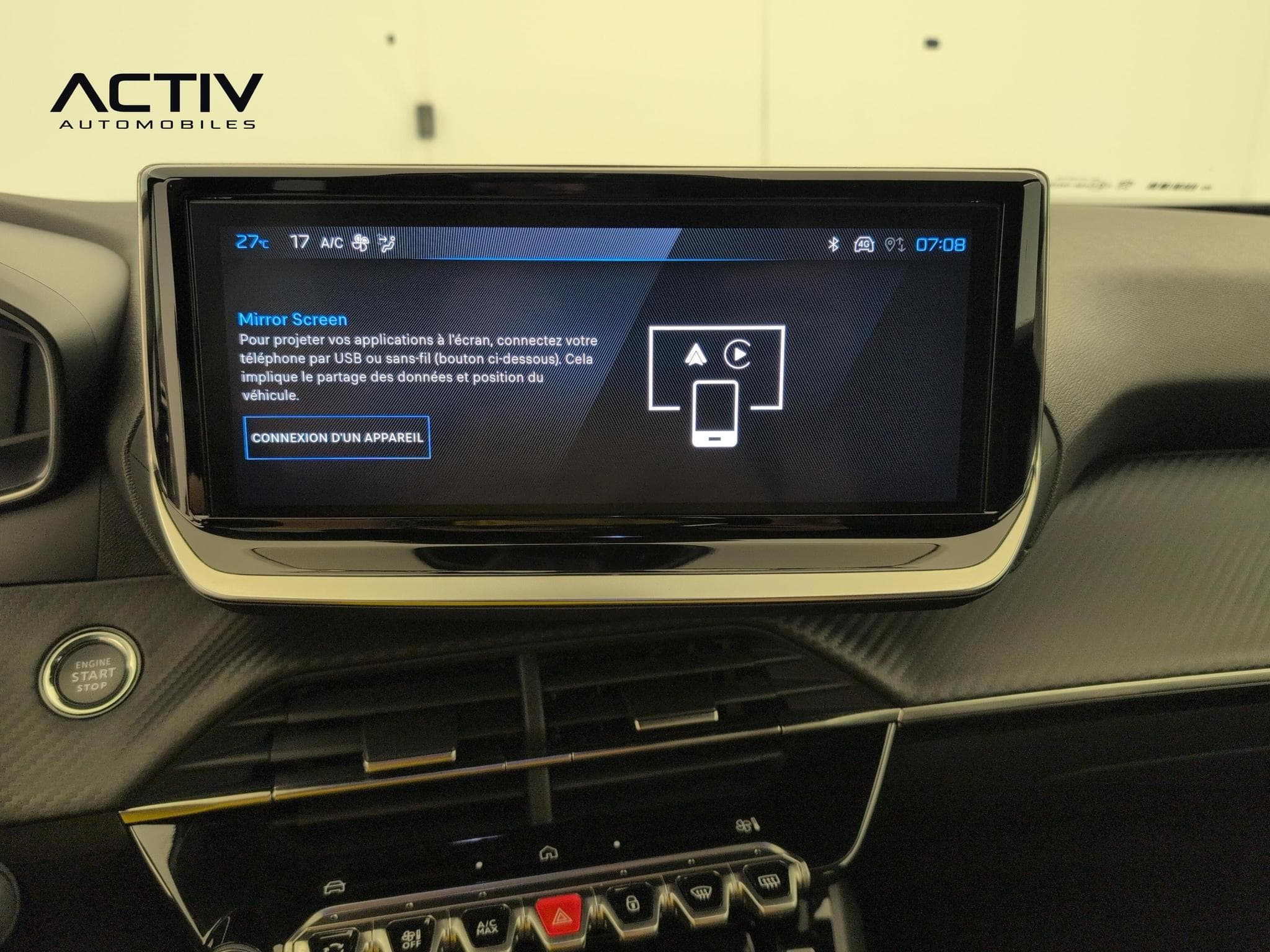 Peugeot 2008 100 S&S BVM6 Allure (2025) - Photo 17