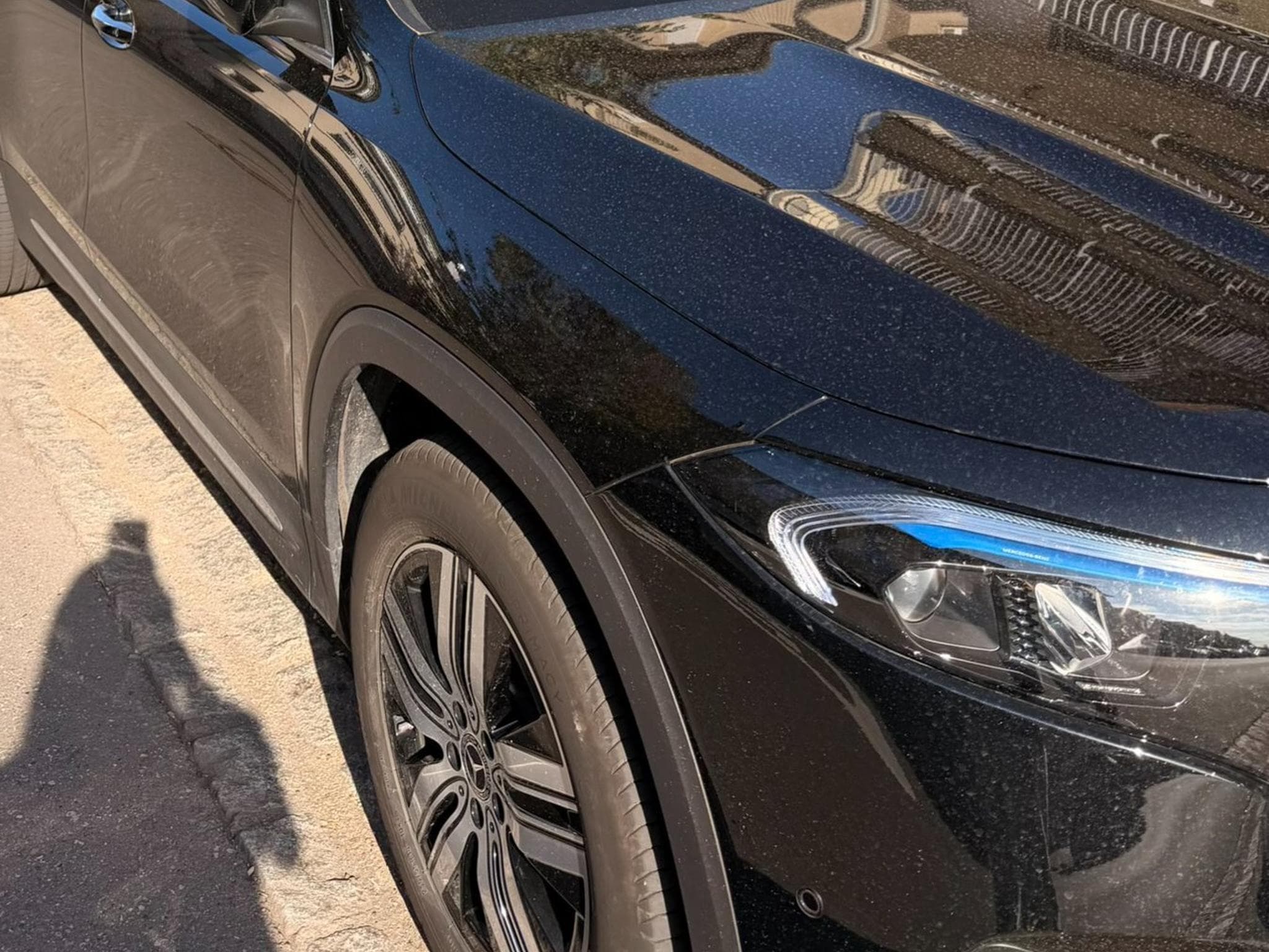 Mercedes EQB EQB 250+ Luxury Line (2024) - Foto 3