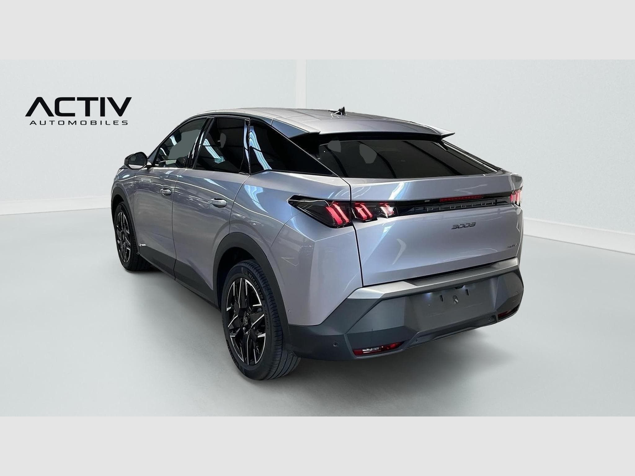 Peugeot 3008 Hybrid 145 e-DCS6 Allure (2025) - Foto 5