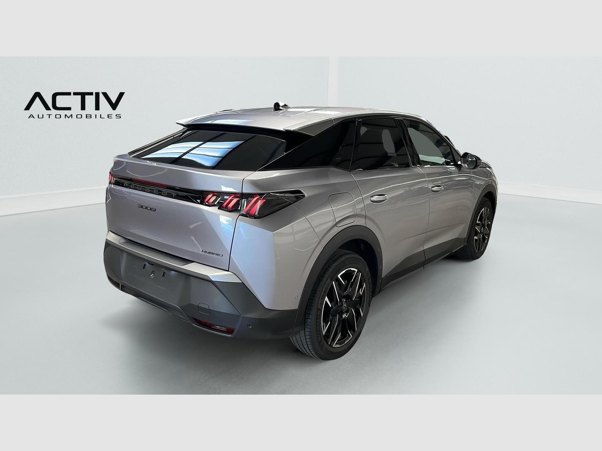 Peugeot 3008 Hybrid 145 e-DCS6 Allure (2025) - Foto 7