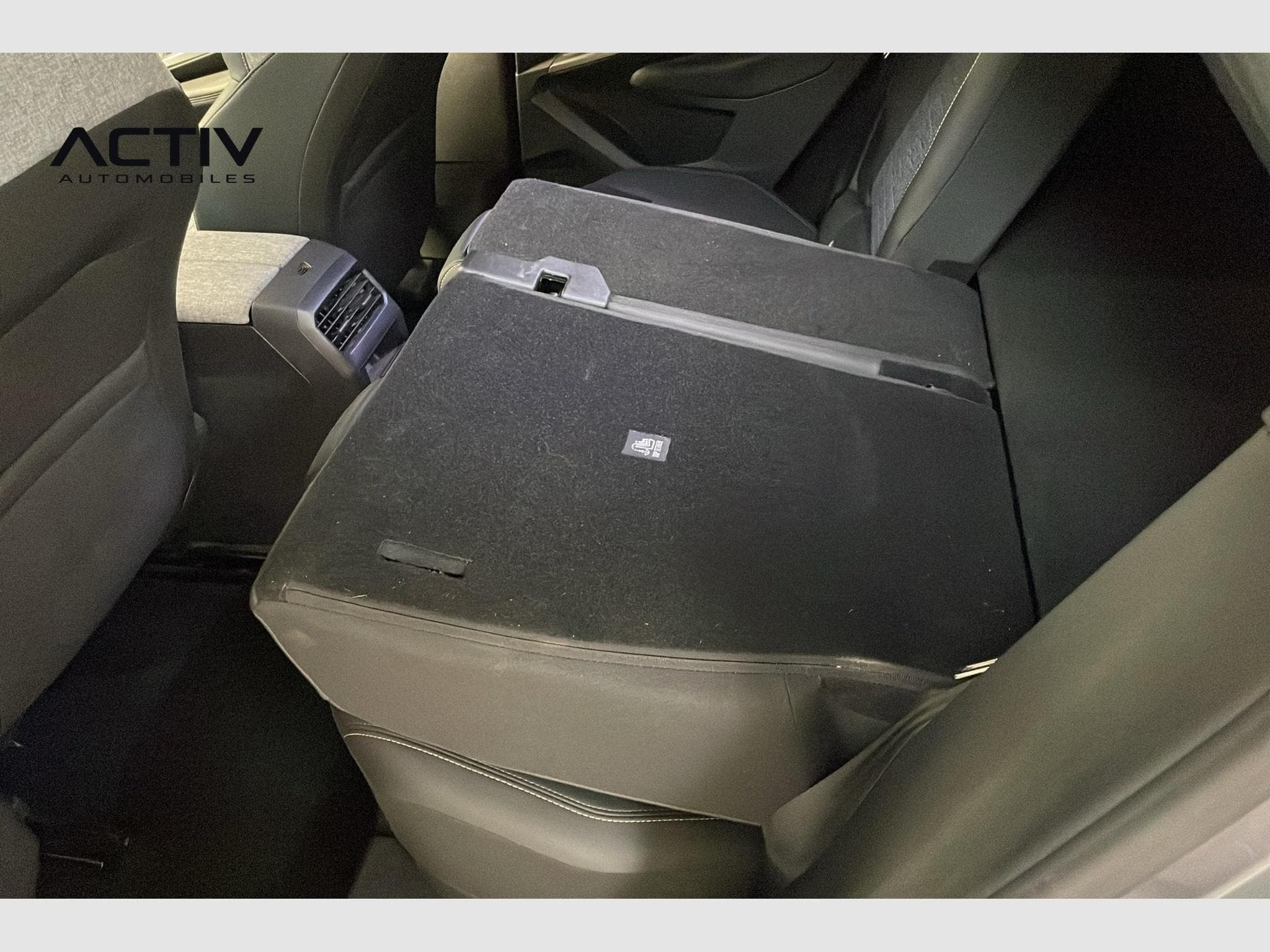 Peugeot 3008 Hybrid 145 e-DCS6 Allure (2025) - Foto 12