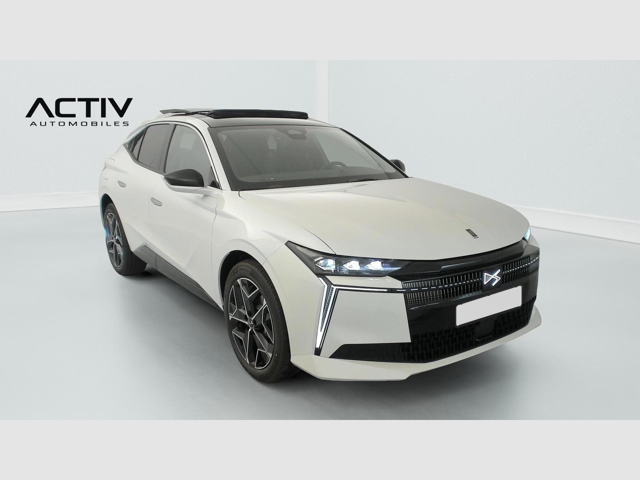 DS Automobiles DS4 Hybride 145 e-DCT6 Etoile - Alcantara (2025) - Foto 1