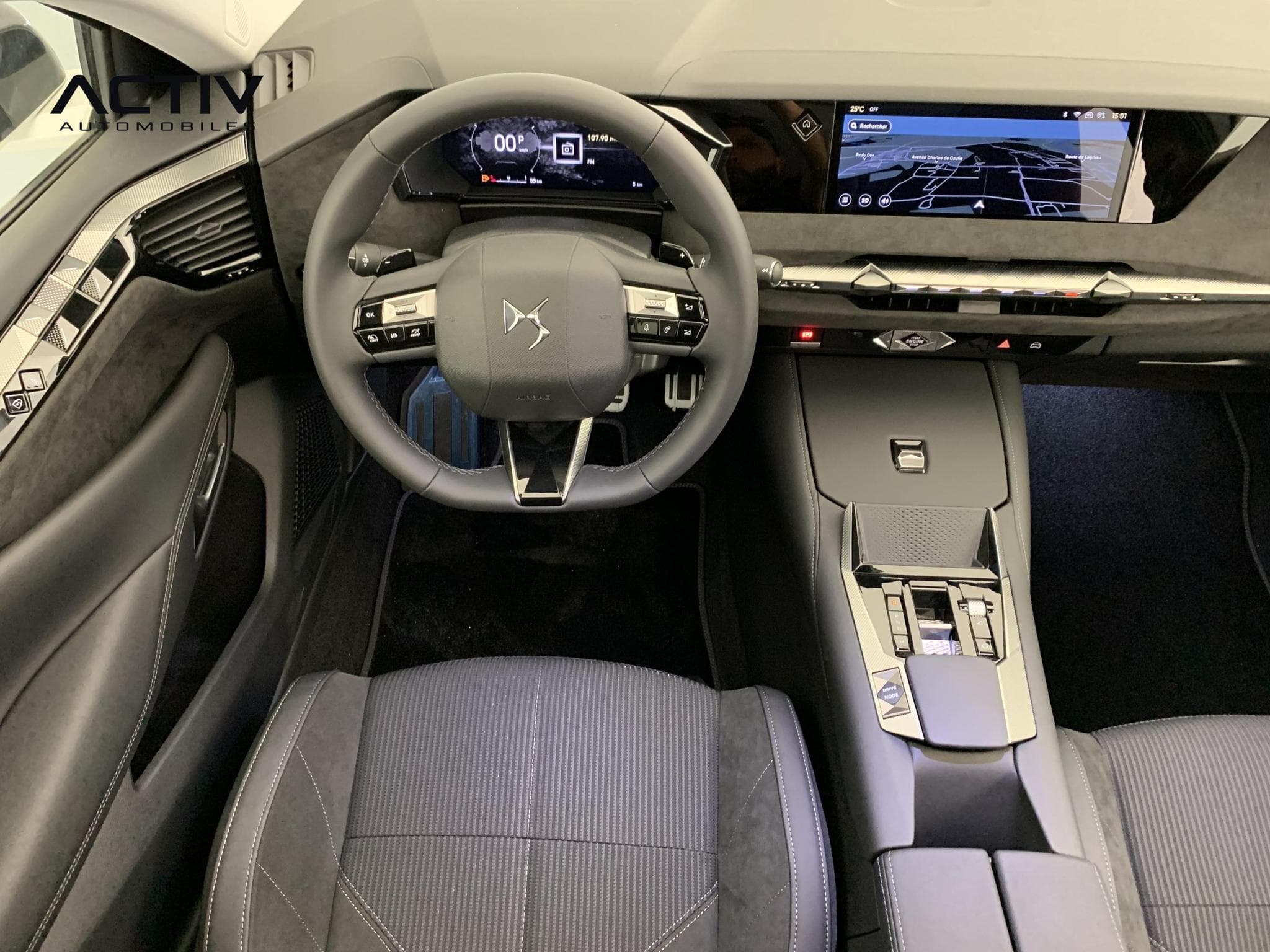 DS Automobiles DS4 Hybride 145 e-DCT6 Etoile - Alcantara (2025) - Foto 13
