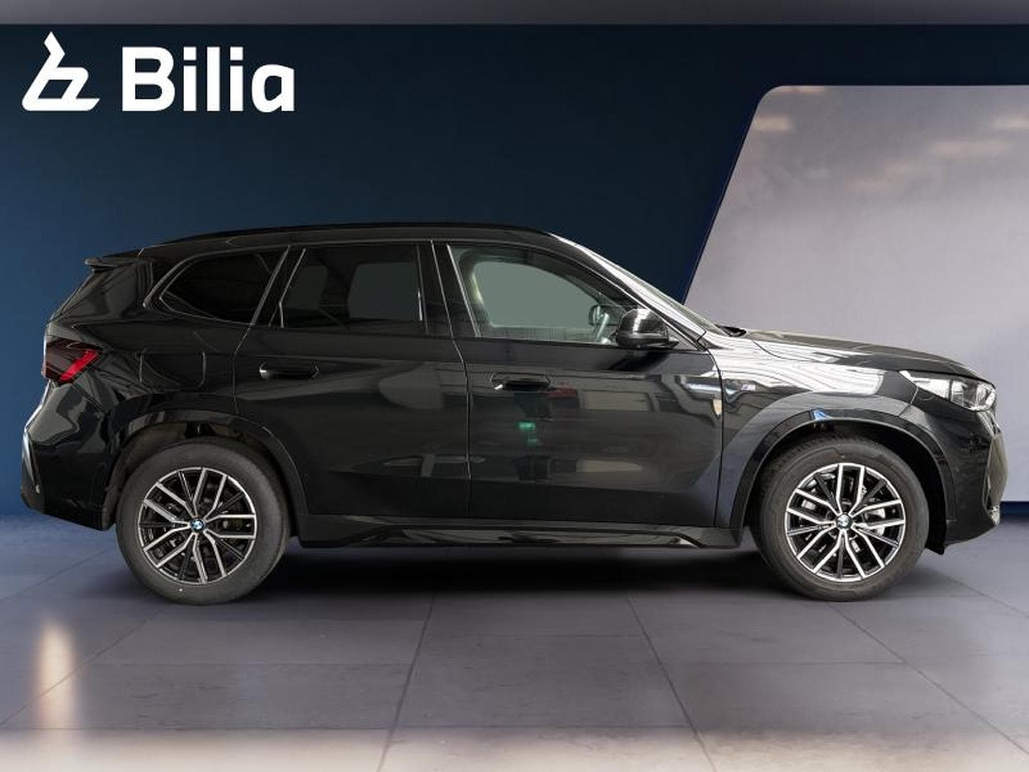 BMW X1 X1 sDrive20i Kit M Sport (2025) - Foto 4