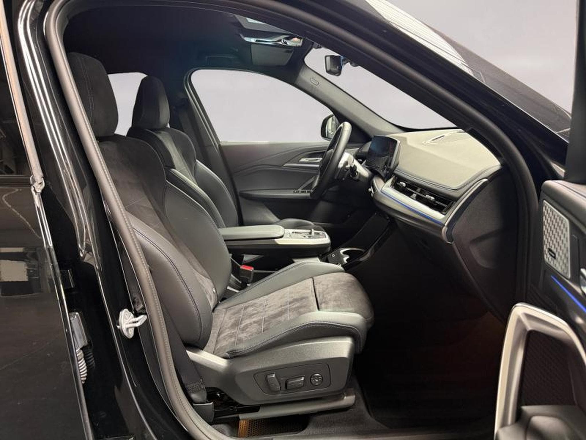 BMW X1 X1 sDrive20i Kit M Sport (2025) - Foto 12