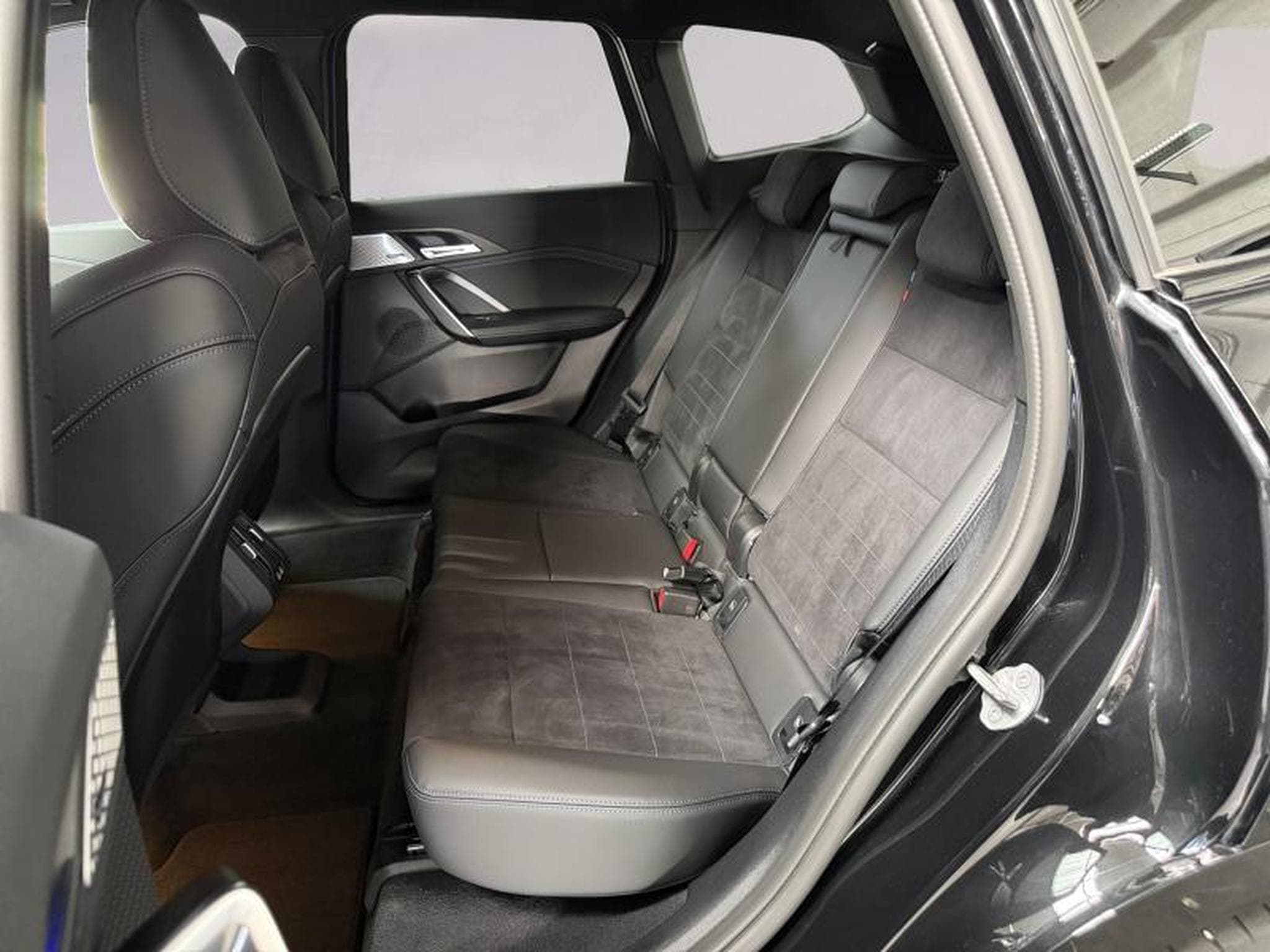 BMW X1 X1 sDrive20i Kit M Sport (2025) - Foto 13