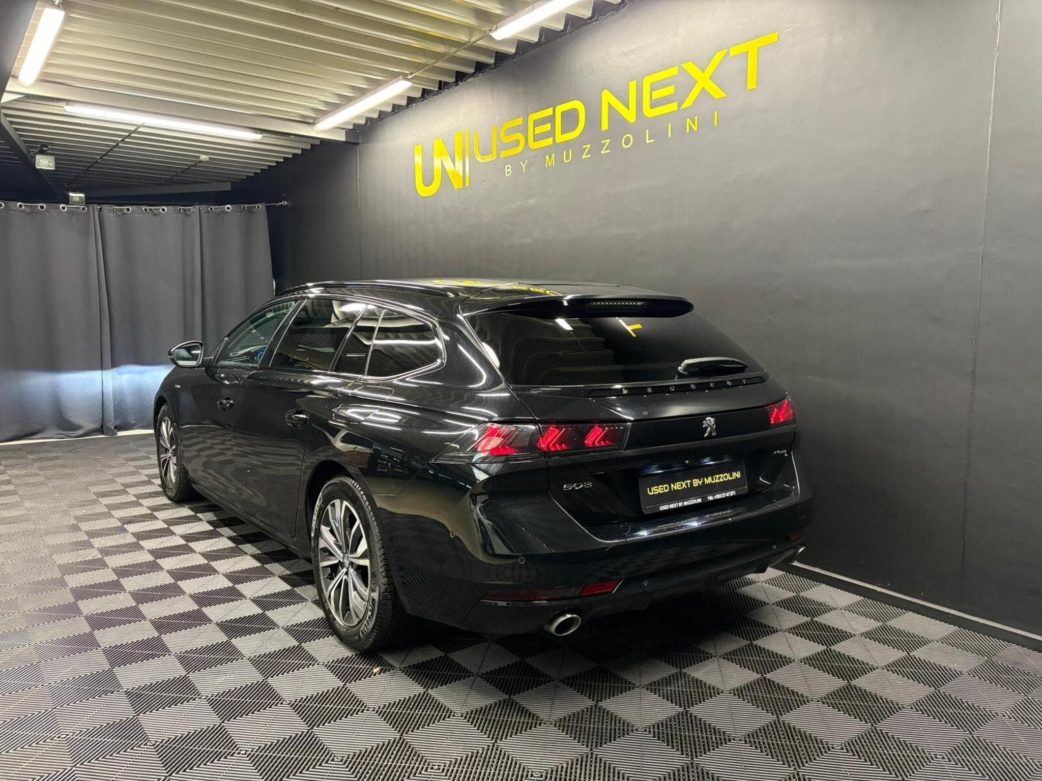 Peugeot 508 SW Allure Pack PHEV 225cv (2022) - Photo 3