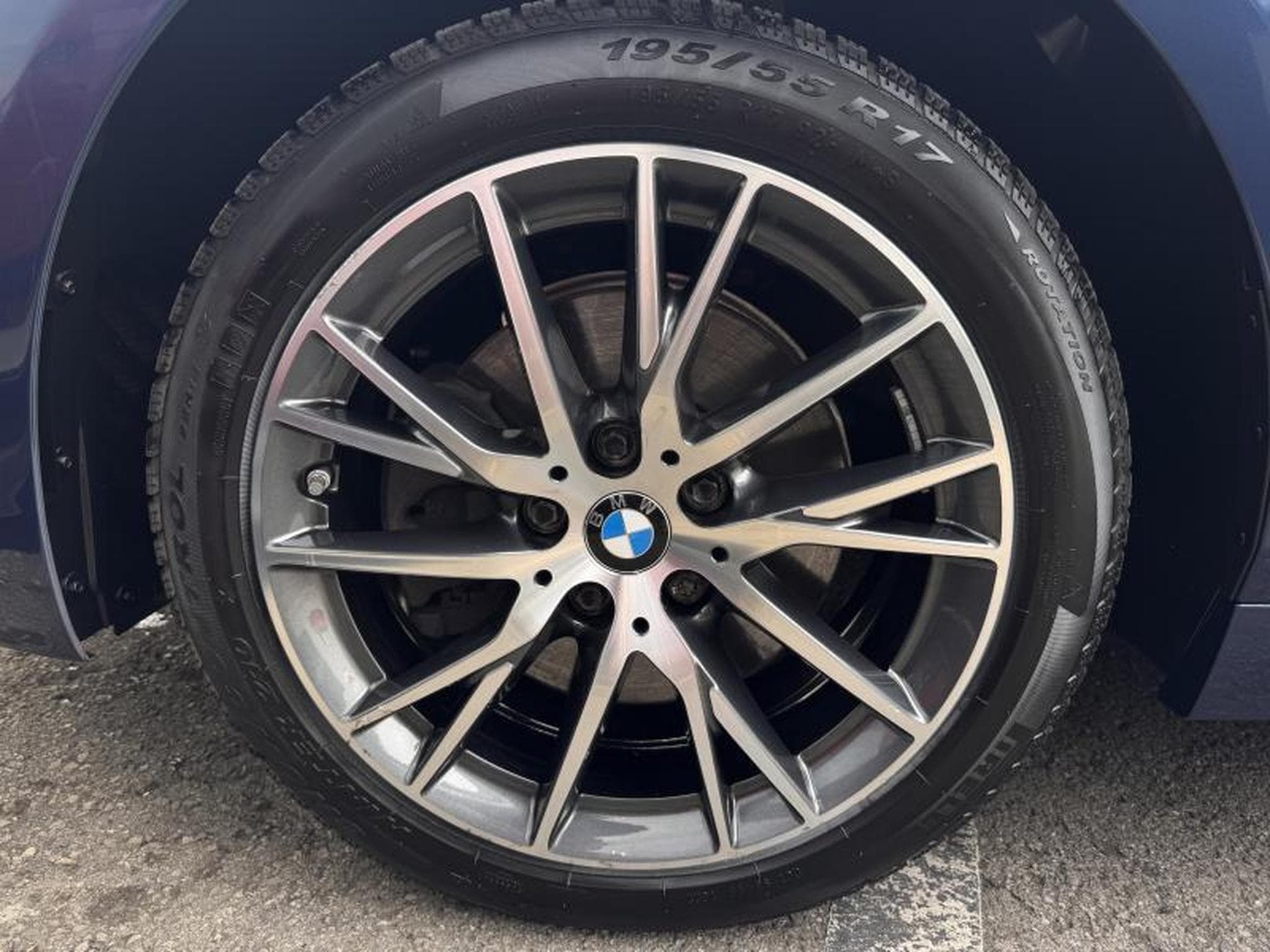 BMW 118 i Hatch 1.5L 140ch /GPS/Camera (2020) - Photo 5