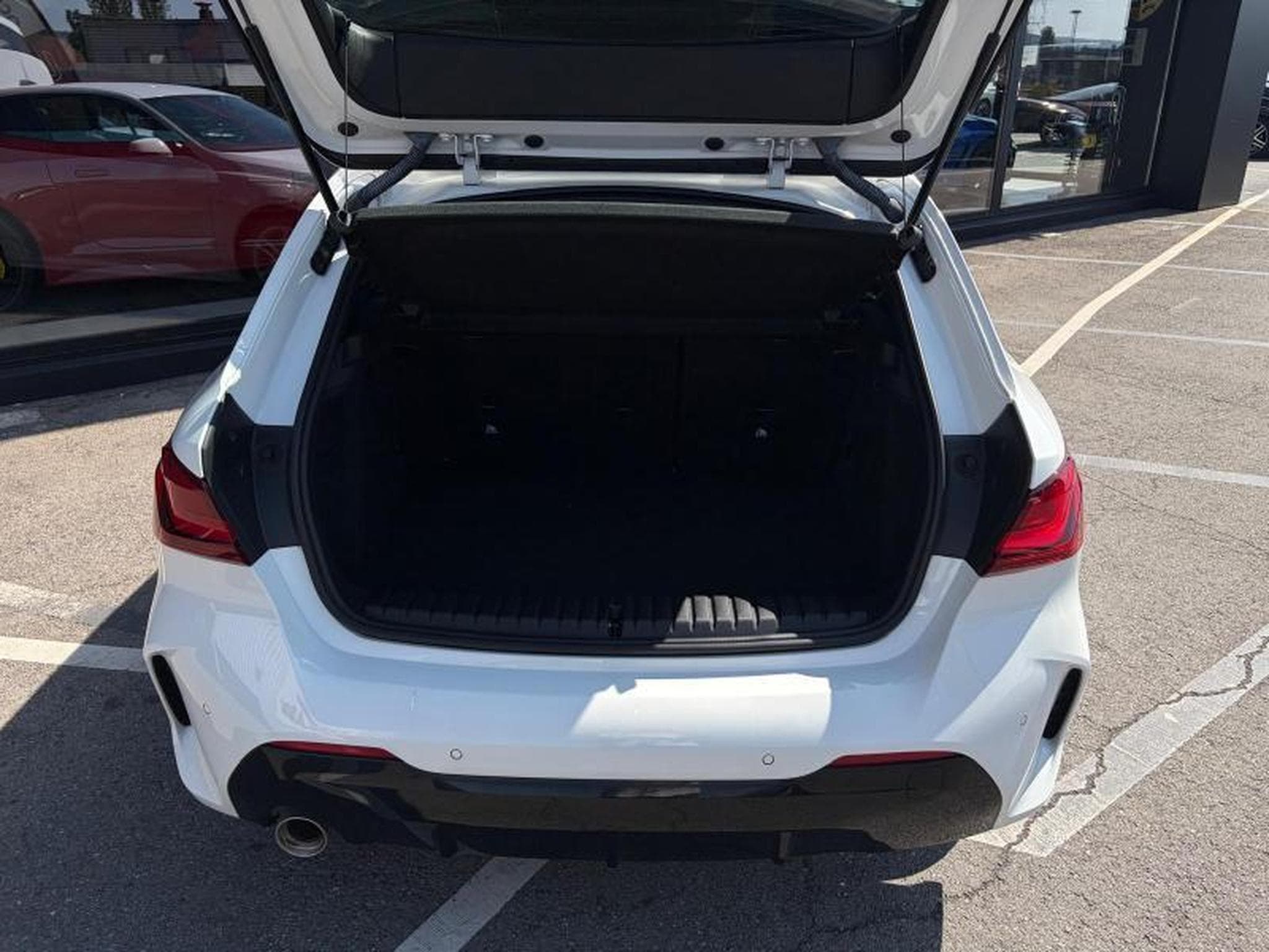 BMW 118 i Pack M 1.5L 140ch /Sièges chauffants/GPS (2019) - Photo 14