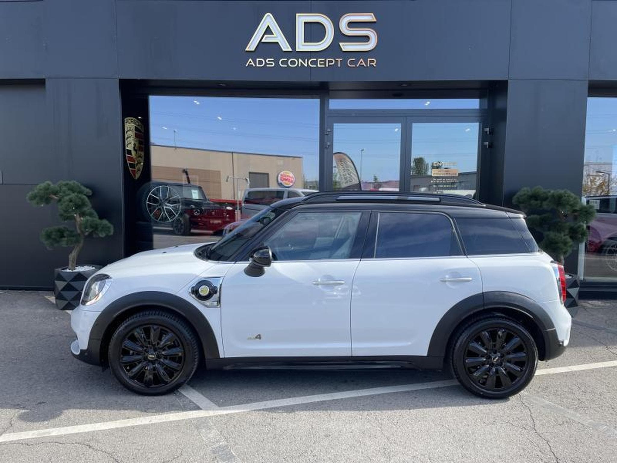 MINI Countryman SE Countryman ALL4 plug-in 1.5L 224ch /GPS/Sièges chauffants (2018) - Photo 4